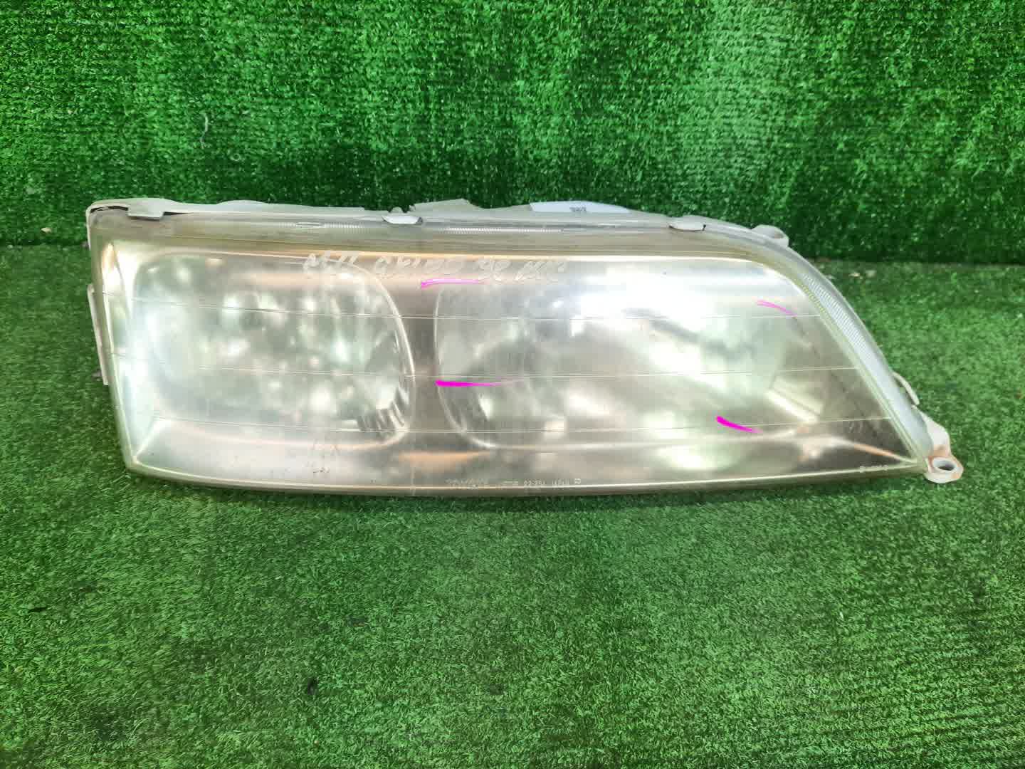 Фара правая передняя TOYOTA MARK II GX100, JZX100, JZX101, LX100, GX105, JZX105, SX100 1 ракурс