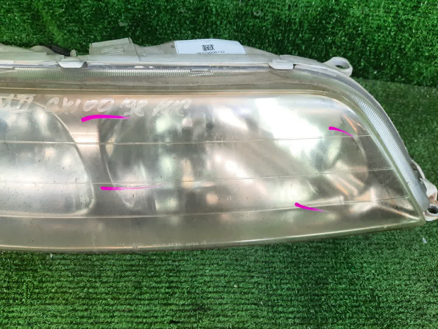 Фара правая передняя TOYOTA MARK II GX100, JZX100, JZX101, LX100, GX105, JZX105, SX100 3 ракурс