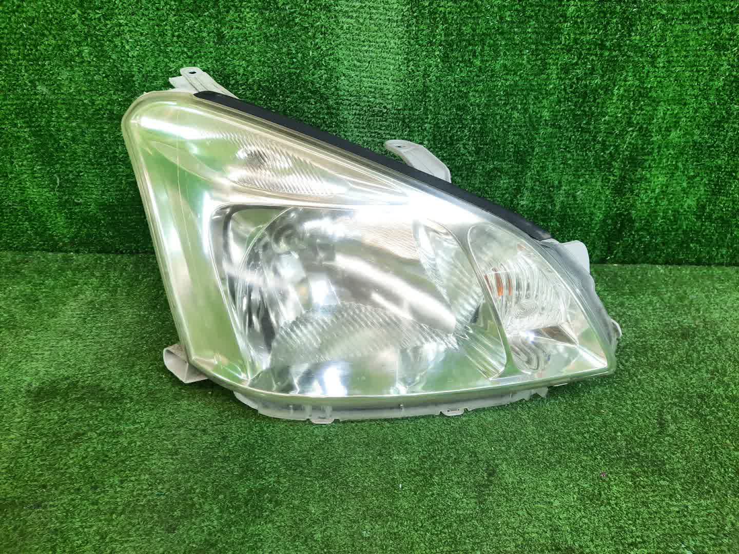 Фара правая передняя TOYOTA PREMIO ZZT240, NZT240, AZT240, ZZT245 1 ракурс
