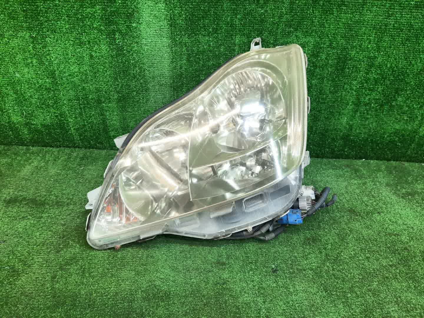 Фара левая передняя  TOYOTA CROWN GRS182, GRS180, GRS181, GRS183, GRS184 1 ракурс