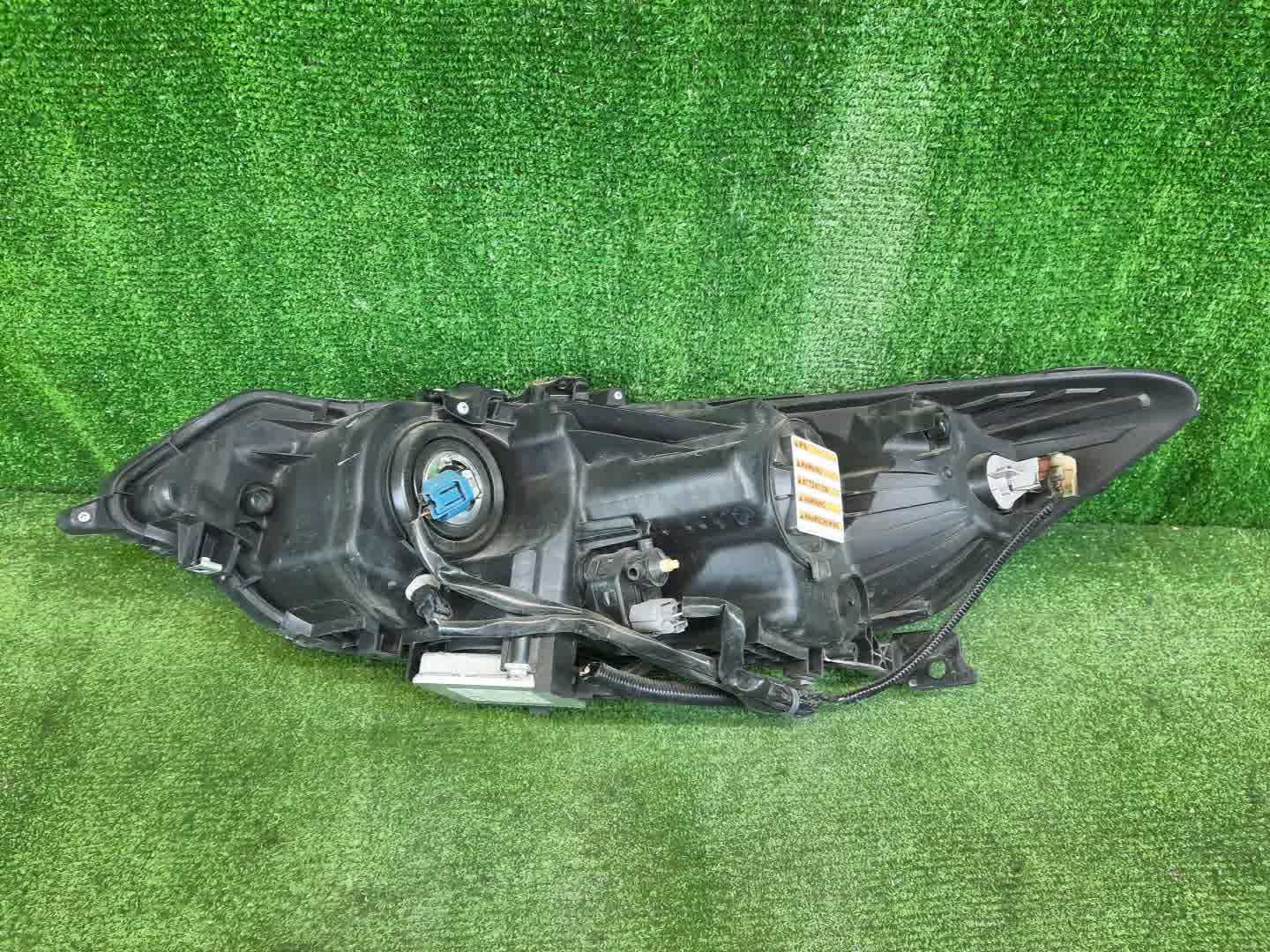 Фара правая передняя HONDA ACCORD CU1, CW1, CW2, CU2 2 ракурс