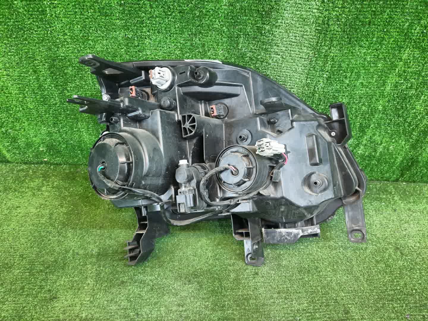 Фара левая передняя NISSAN X-TRAIL T31, NT31, DNT31, TNT31 2 ракурс
