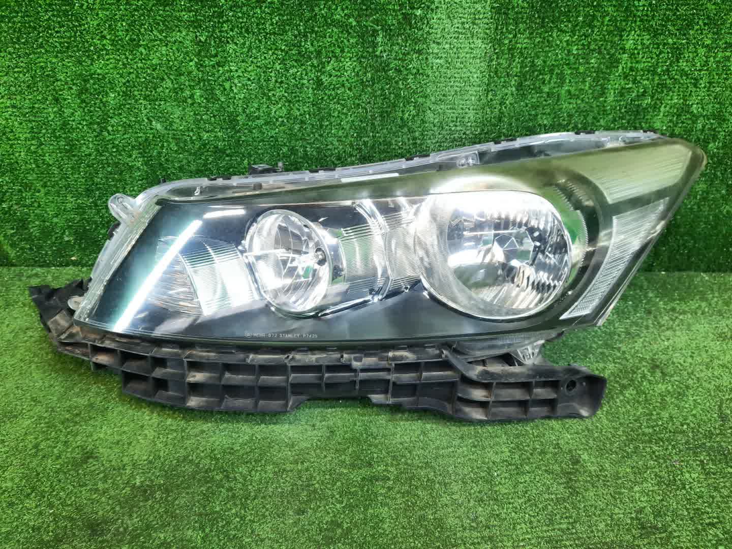Фара левая передняя HONDA INSPIRE CP3 1 ракурс