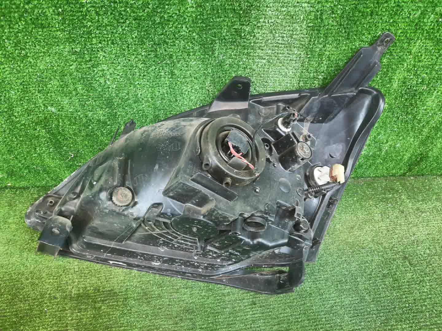Фара правая передняя HONDA CIVIC EU3, EU1, EU4, EU2 2 ракурс