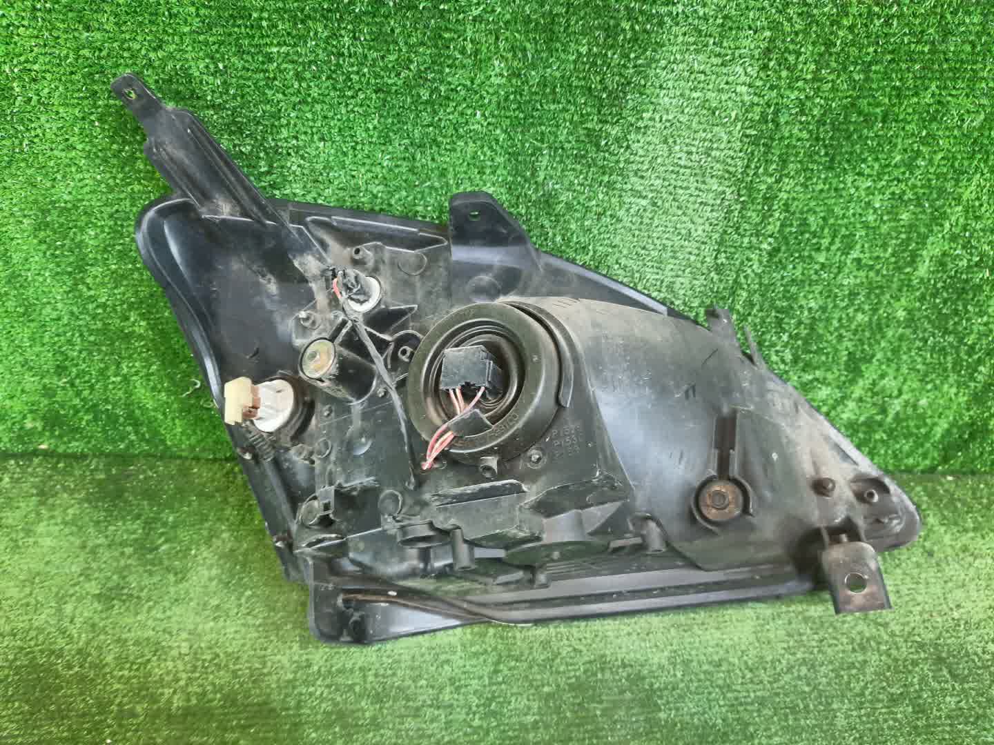 Фара левая передняя HONDA CIVIC EU3, EU1, EU4, EU2 1 ракурс