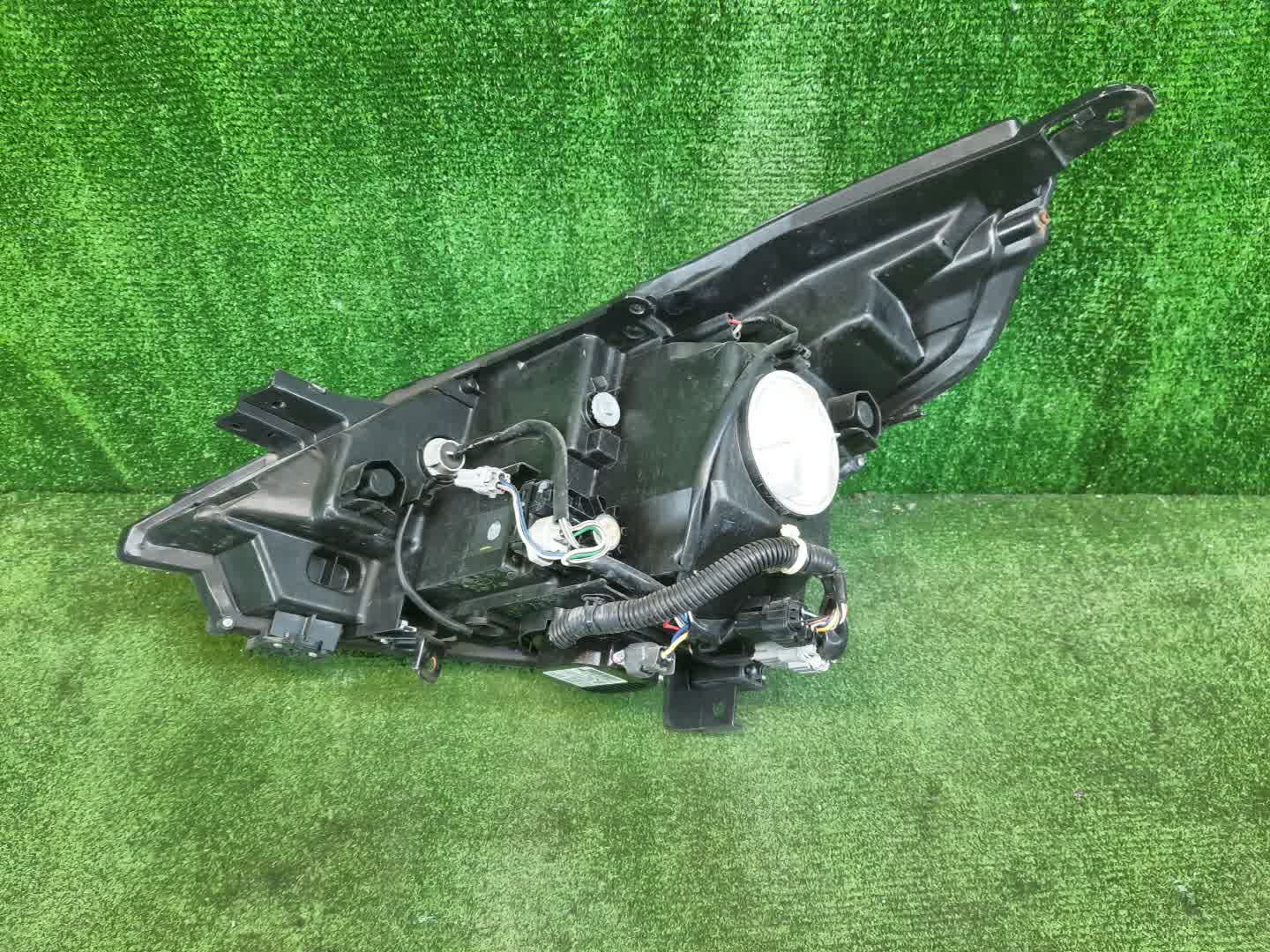 Фара правая передняя NISSAN TEANA TNJ32, PJ32, J32 2 ракурс