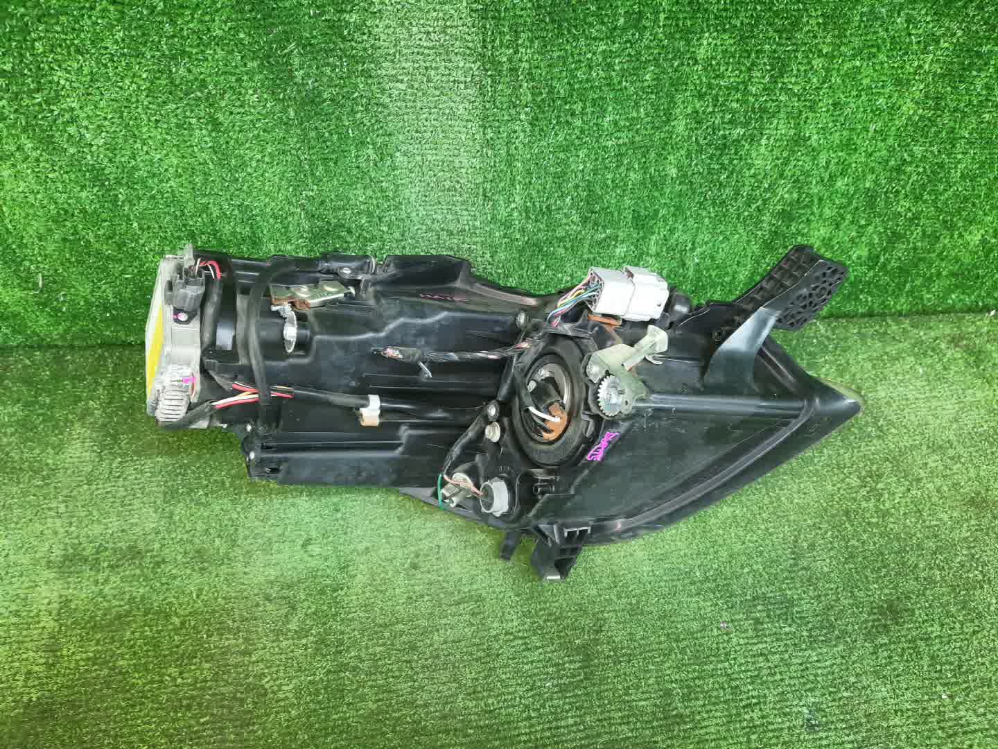 Фара левая передняя MITSUBISHI i HA1W 4 ракурс