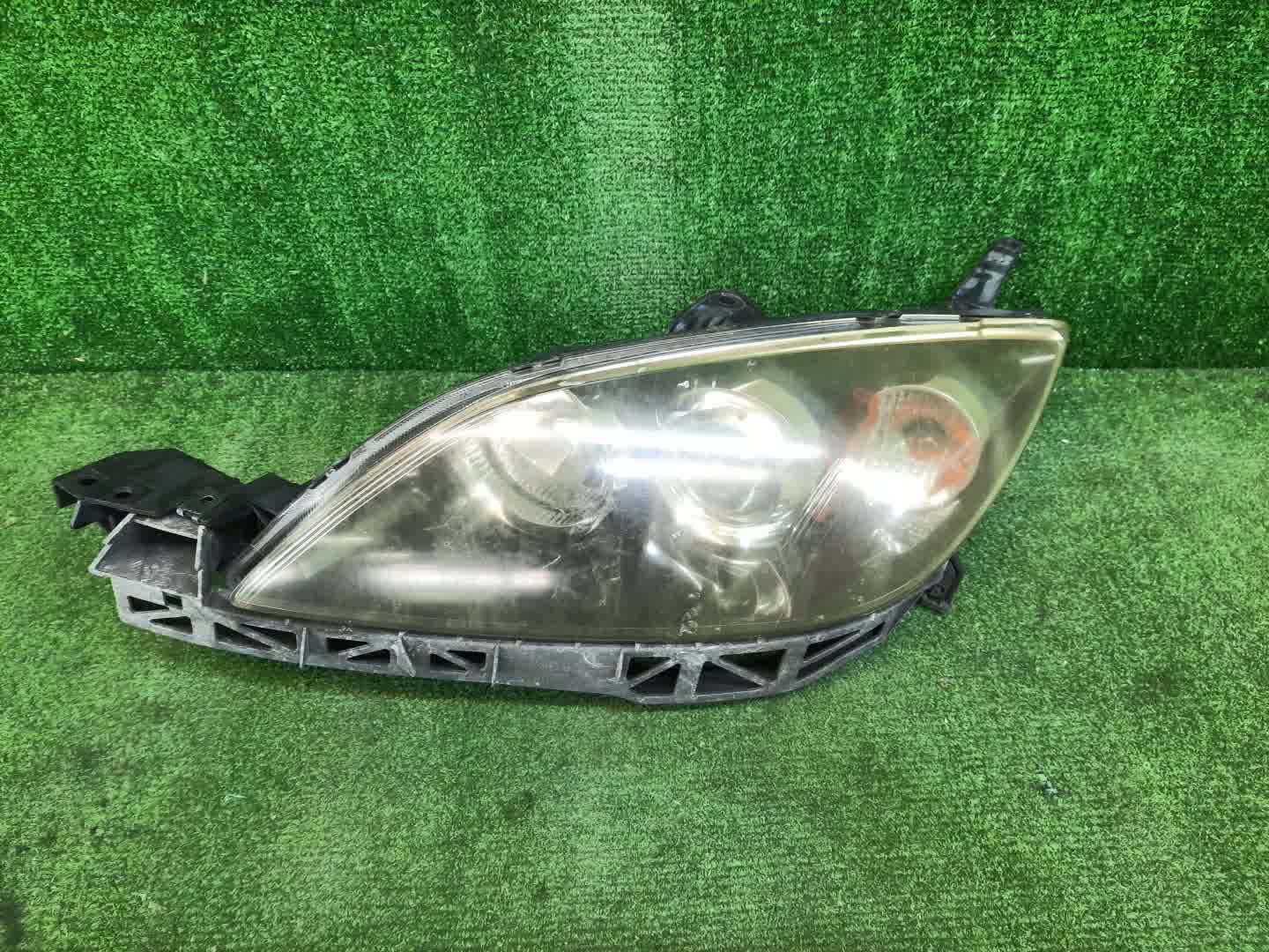 Фара левая передняя MAZDA AXELA, MAZDA 3, 3 BK5P, BK3P, BKEP, BK 1 ракурс