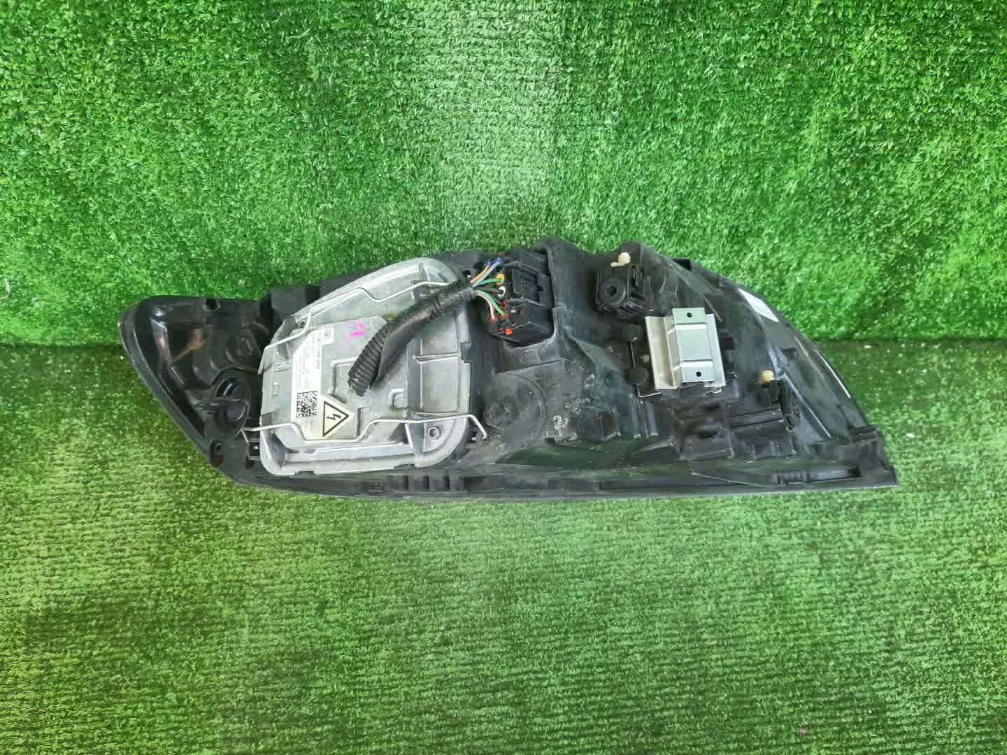 Фара левая передняя VOLVO S40, V50 MS20, MS21, MS76, MS77, MS84, MS50, MS58, MH67, MS68, MH68, MS, MS75, MS43, MS38, MS66, MW20, MW67, MW75, MW76, MW77, MW84, MJ68, MJ67, MW50, MW68, MW21, MW, MW38, MW43, MW66 2 ракурс Фара левая передняя VOLVO S40, V50 MS20, MS21, MS76, MS77, MS84, MS50, MS58, MH67, MS68, MH68, MS, MS75, MS43, MS38, MS66, MW20, MW67, MW75, MW76, MW77, MW84, MJ68, MJ67, MW50, MW68, MW21, MW, MW38, MW43, MW66 2 ракурс