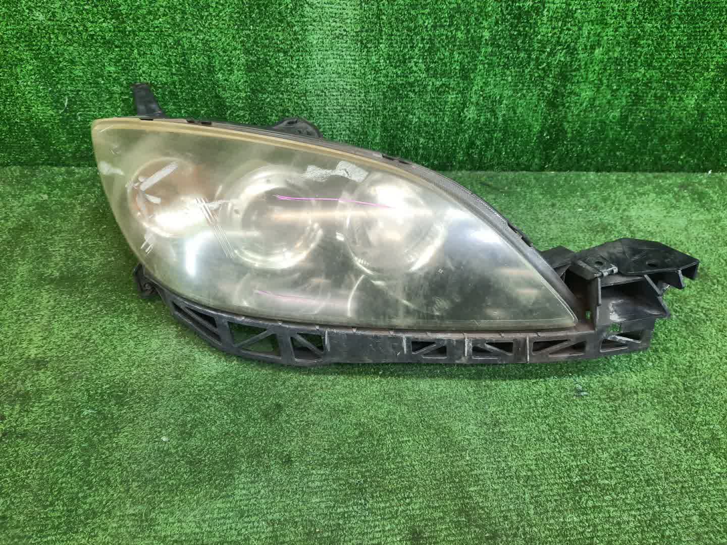 Фара правая передняя MAZDA AXELA, MAZDA 3, 3 BK5P, BK3P, BKEP, BK 1 ракурс