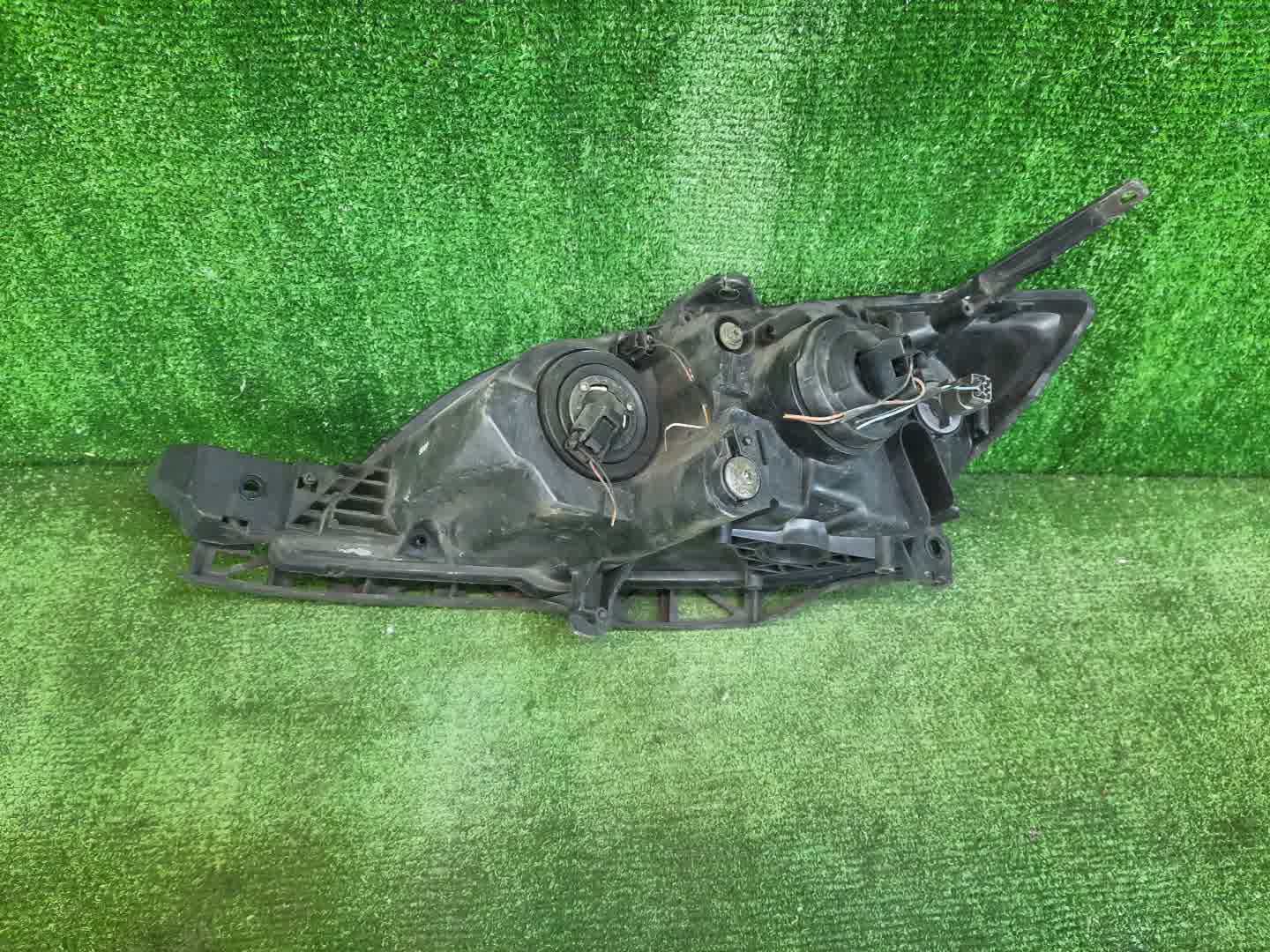 Фара правая передняя MAZDA AXELA, MAZDA 3, 3 BK5P, BK3P, BKEP, BK 3 ракурс