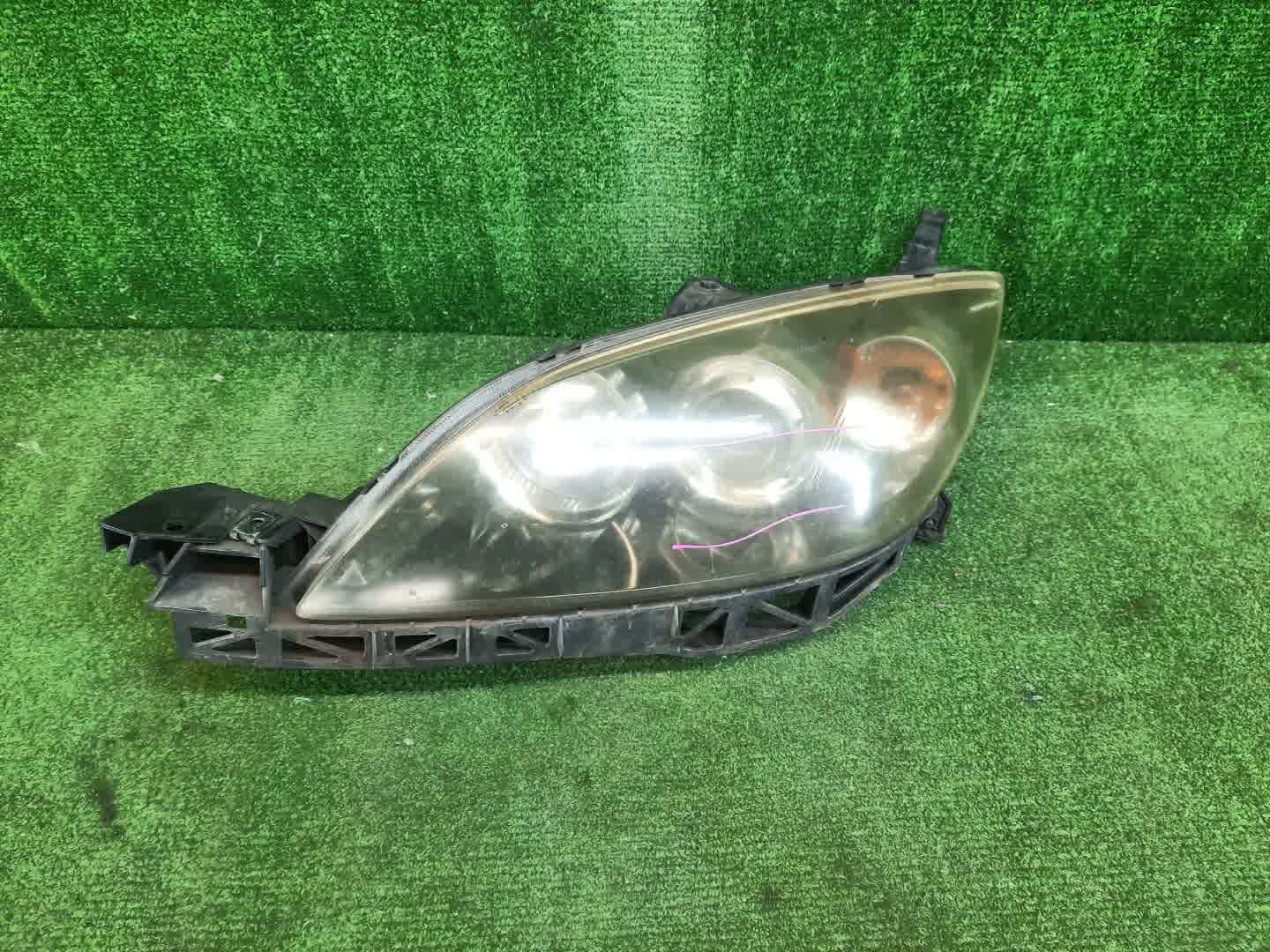 Фара левая передняя MAZDA AXELA, MAZDA 3, 3 BK5P, BK3P, BKEP, BK 1 ракурс
