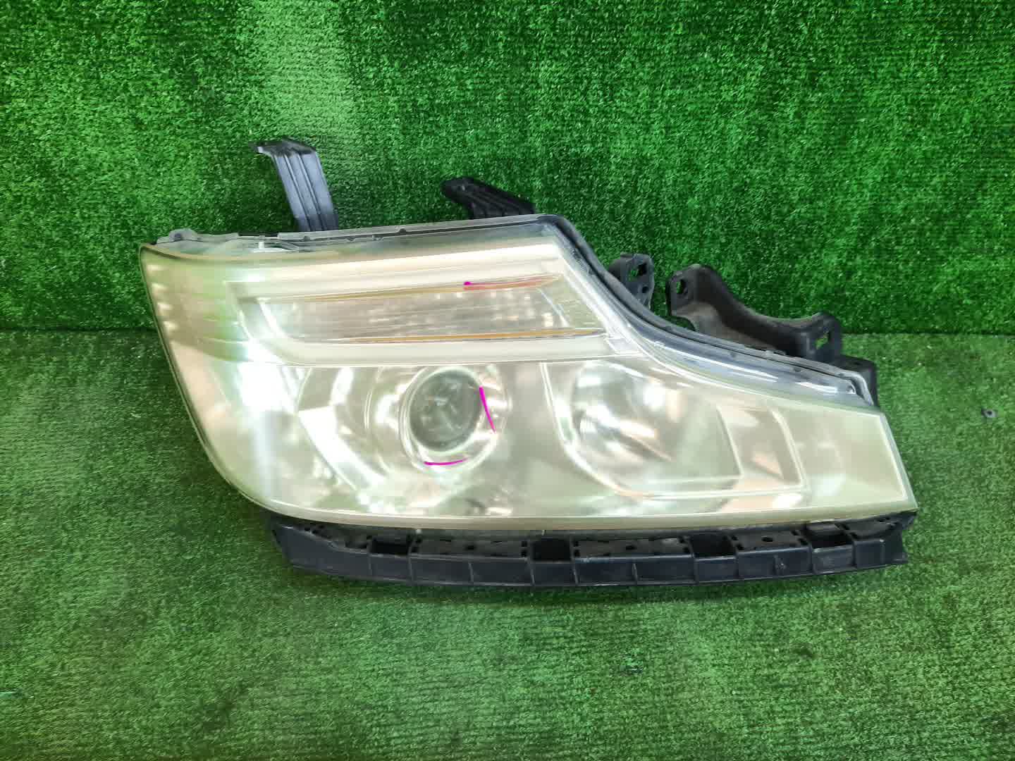 Фара правая передняя HONDA STEPWGN RK5 1 ракурс Фара правая передняя HONDA STEPWGN RK5 1 ракурс