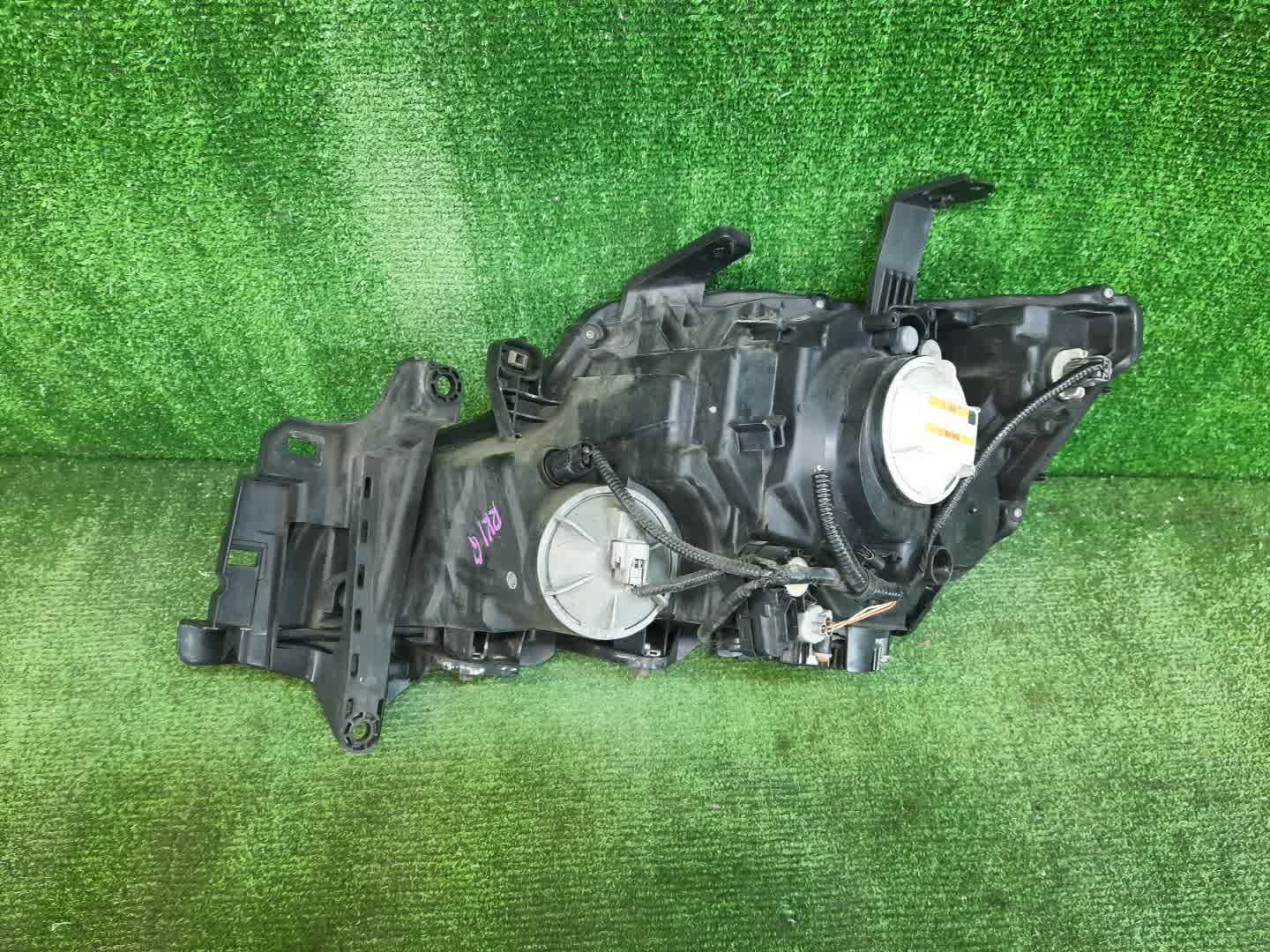 Фара правая передняя HONDA STEPWGN RK1 3 ракурс