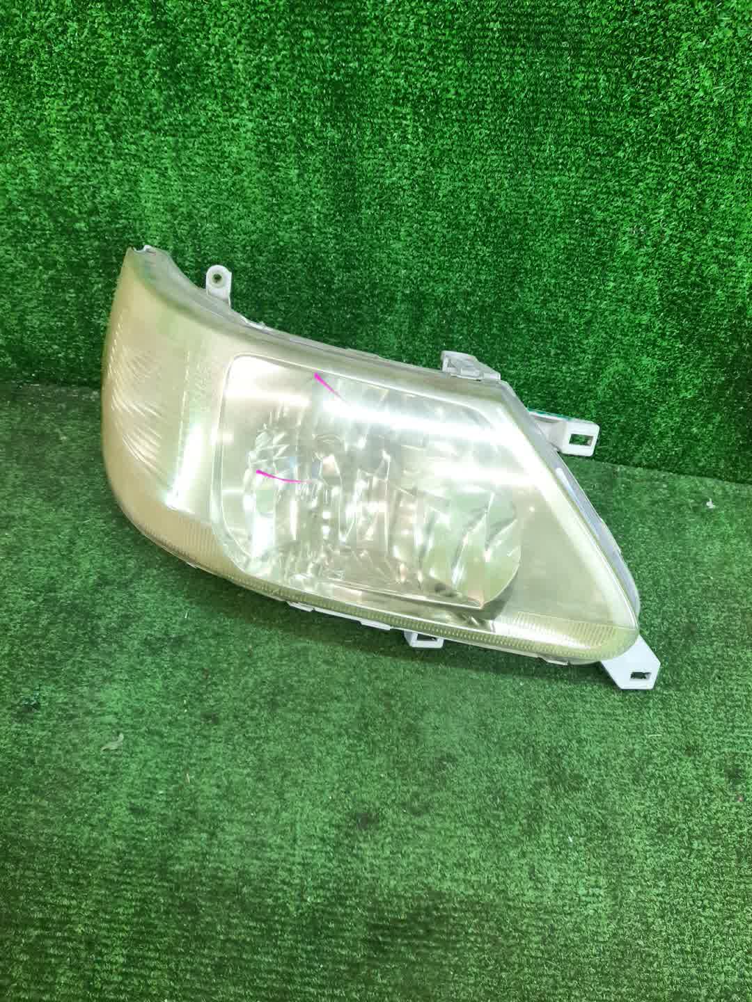 Фара правая передняя NISSAN SERENA TNC24, TC24, RC24, PC24, PNC24, VC24, VNC24 1 ракурс Фара правая передняя NISSAN SERENA TNC24, TC24, RC24, PC24, PNC24, VC24, VNC24 1 ракурс