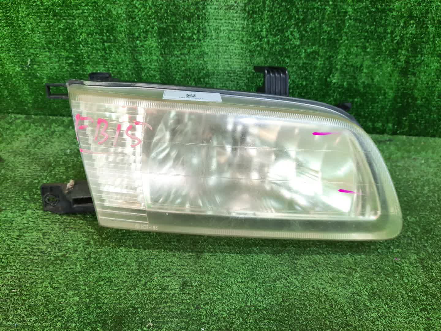Фара правая передняя NISSAN SUNNY B15, FB15, FNB15, QB15, SB15 1 ракурс