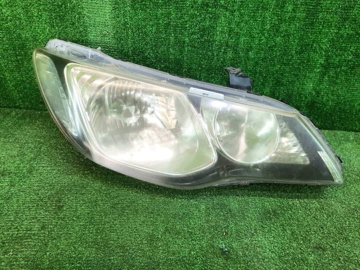 Фара правая передняя HONDA CIVIC FD2, FD1, FD3 1 ракурс