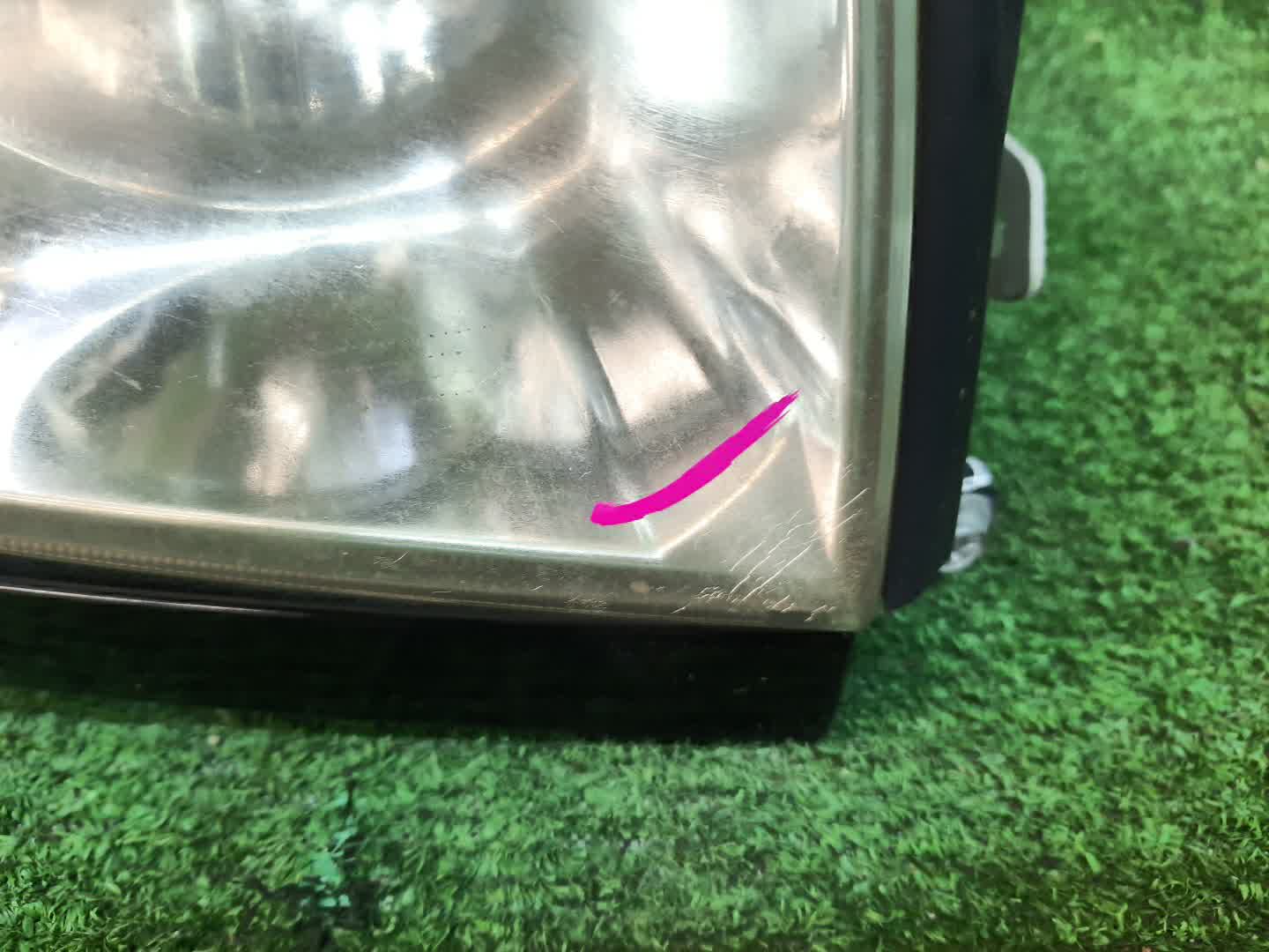 Фара правая передняя TOYOTA HILUX SURF RZN215W, KDN215W, TRN215W, GRN215W, VZN215W 2 ракурс