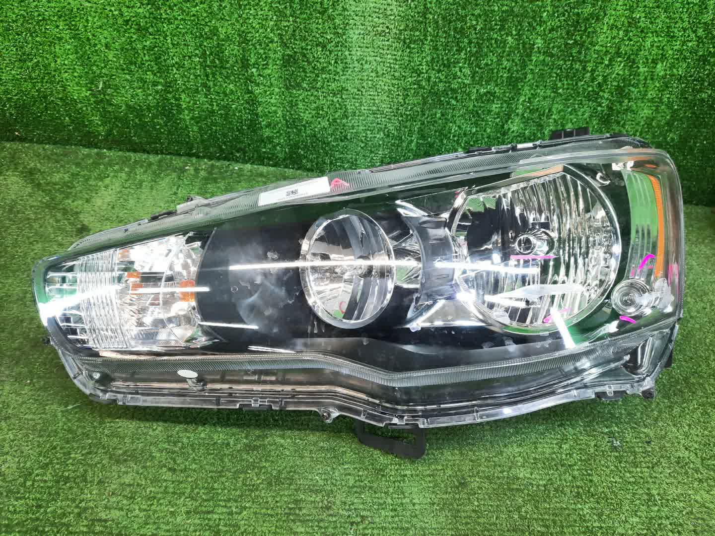 Фара левая передняя MITSUBISHI LANCER, GALANT FORTIS CY4A, CY2A, CY3A, CY6A, CX6A, CX4A, CX3A 1 ракурс