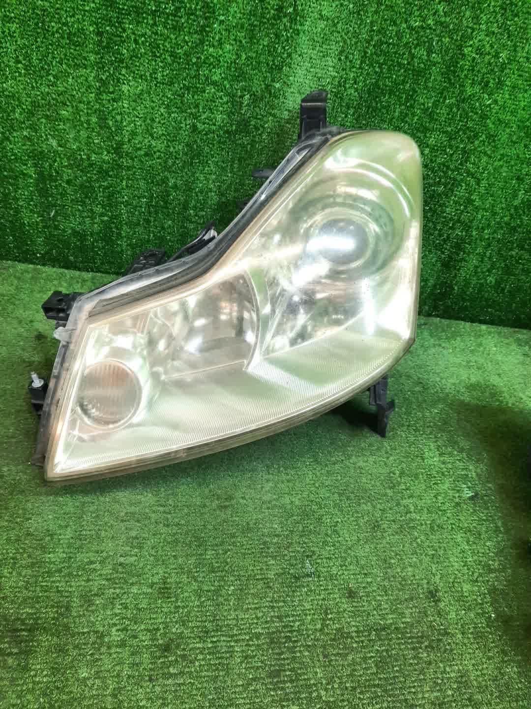 Фара левая передняя NISSAN FUGA Y50, PNY50, PY50, GY50 1 ракурс