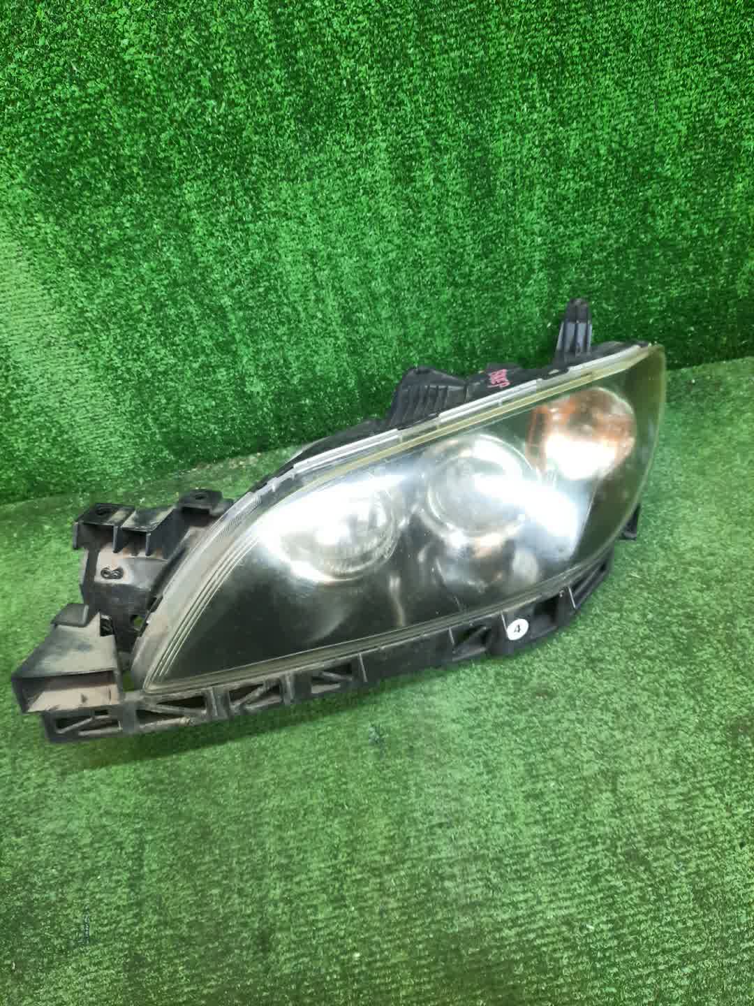 Фара левая передняя MAZDA AXELA, MAZDA 3, 3 BK5P, BK3P, BKEP, BK 1 ракурс