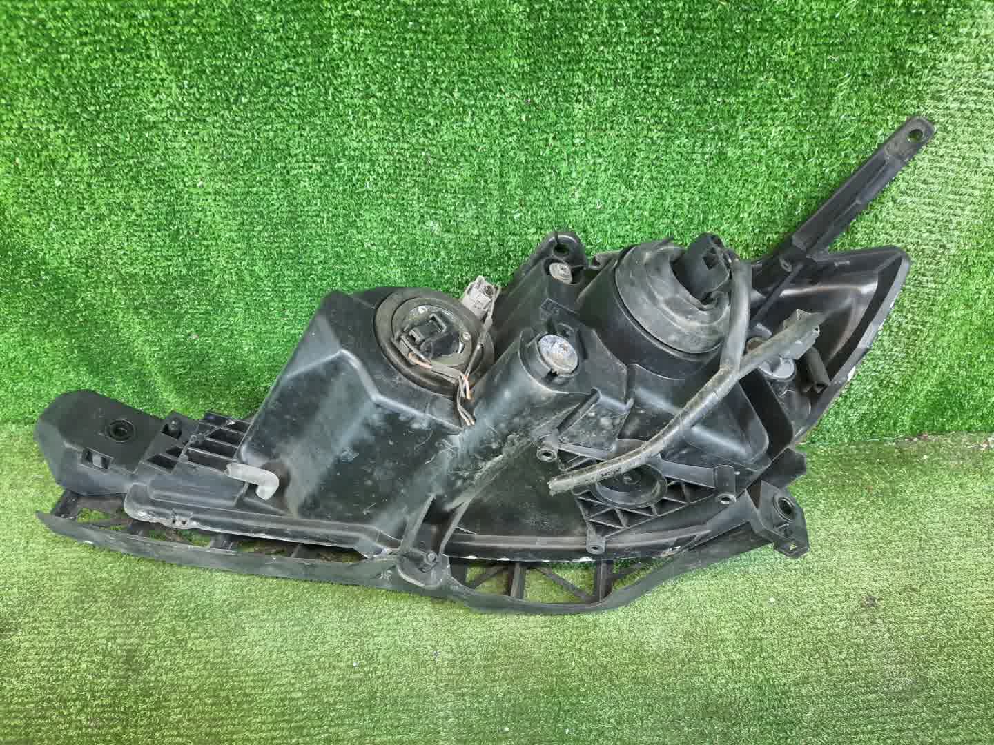 Фара правая передняя MAZDA AXELA, MAZDA 3, 3 BK5P, BK3P, BKEP, BK 3 ракурс