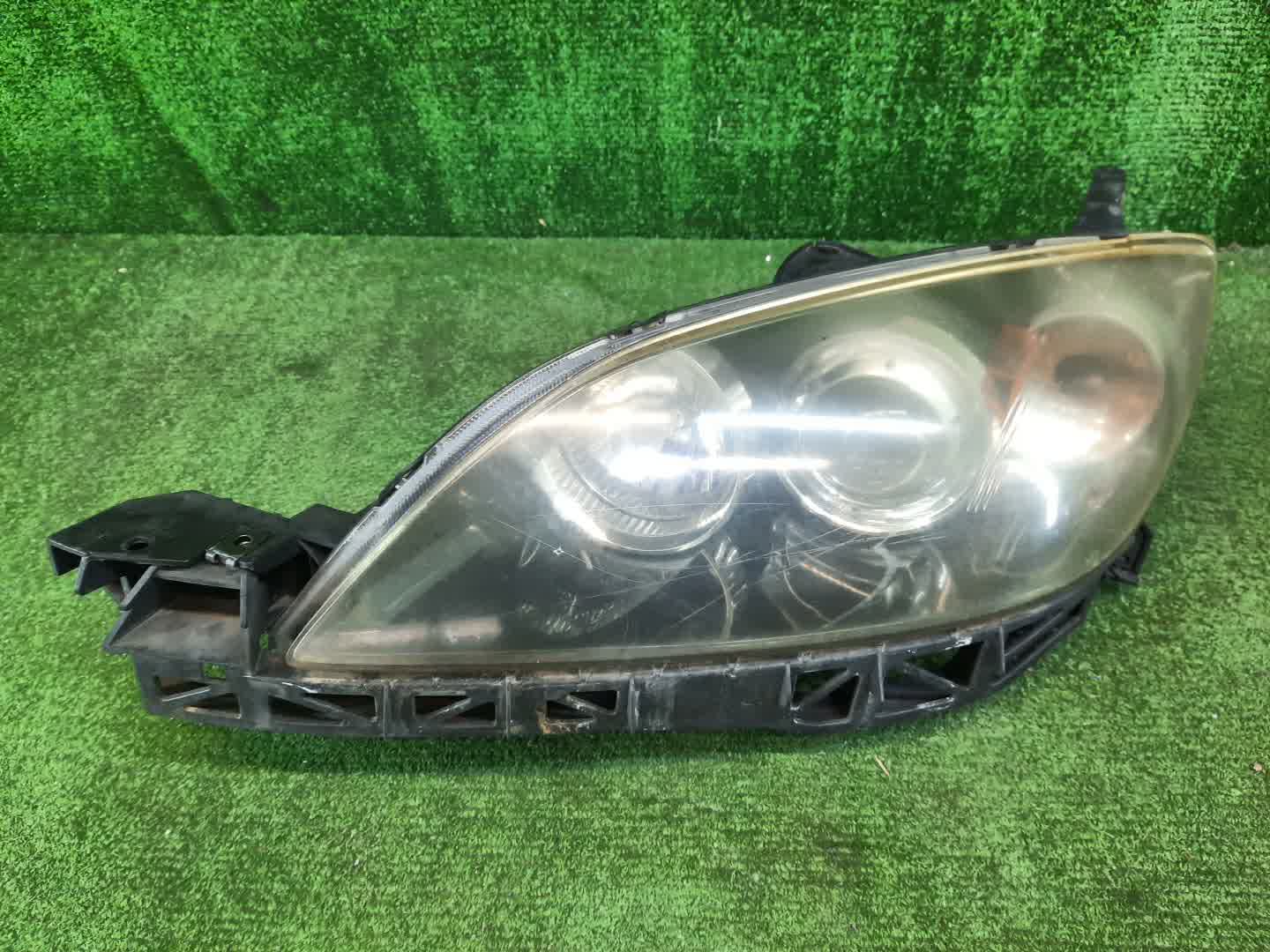 Фара левая передняя MAZDA AXELA, MAZDA 3, 3 BK5P, BK3P, BKEP, BK 1 ракурс