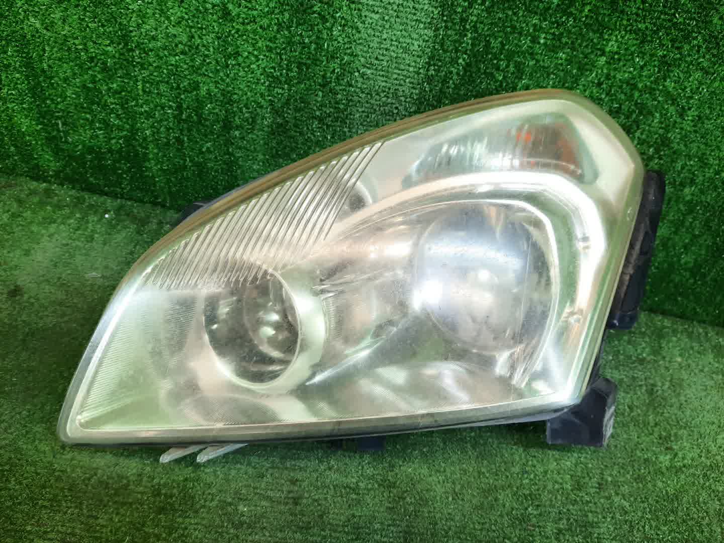 Фара левая передняя NISSAN DUALIS J10, KNJ10, KJ10, NJ10 1 ракурс Фара левая передняя NISSAN DUALIS J10, KNJ10, KJ10, NJ10 1 ракурс