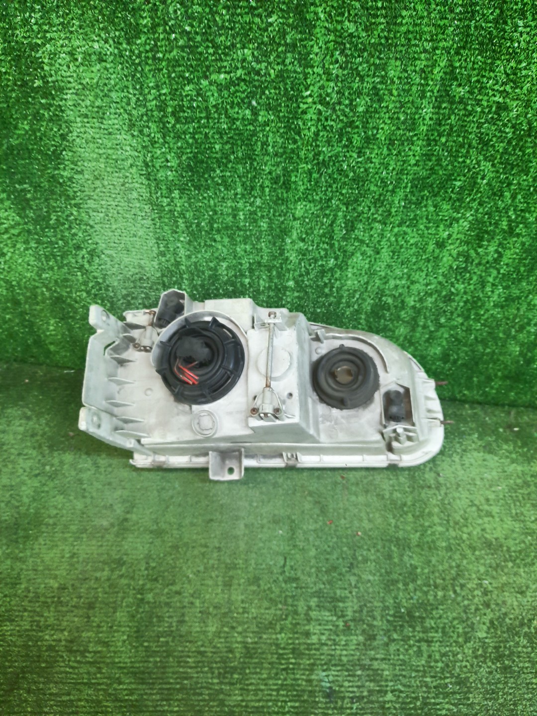 Фара левая передняя MITSUBISHI DELICA PD6W, PA3V, PA4W, PA5V, PA5W, PD4W, PD8W, PE8W, PF6W, PF8W, FE8W, PB5W, PD5V 4 ракурс