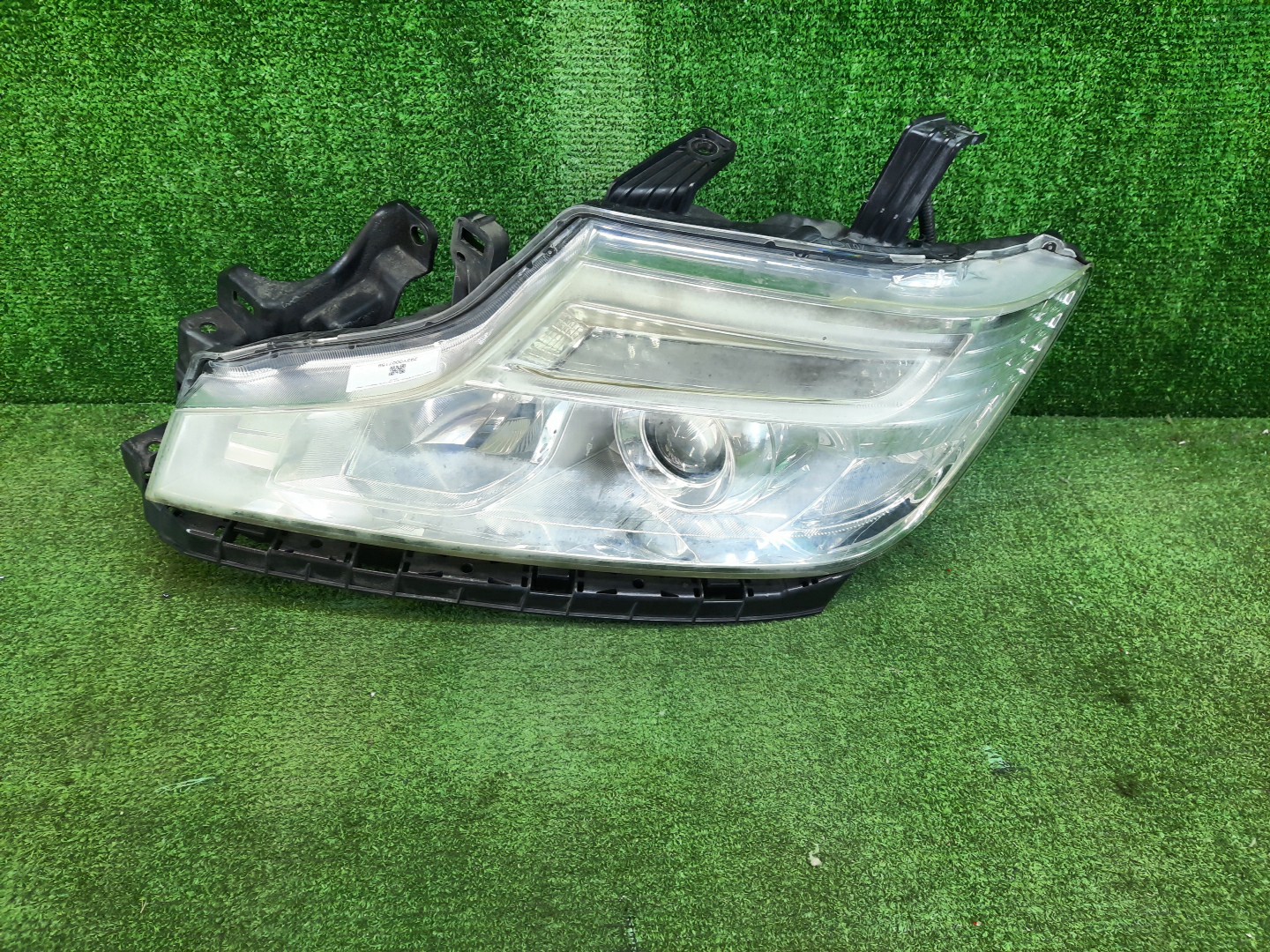 Фара левая передняя HONDA STEPWGN RK5 1 ракурс Фара левая передняя HONDA STEPWGN RK5 1 ракурс