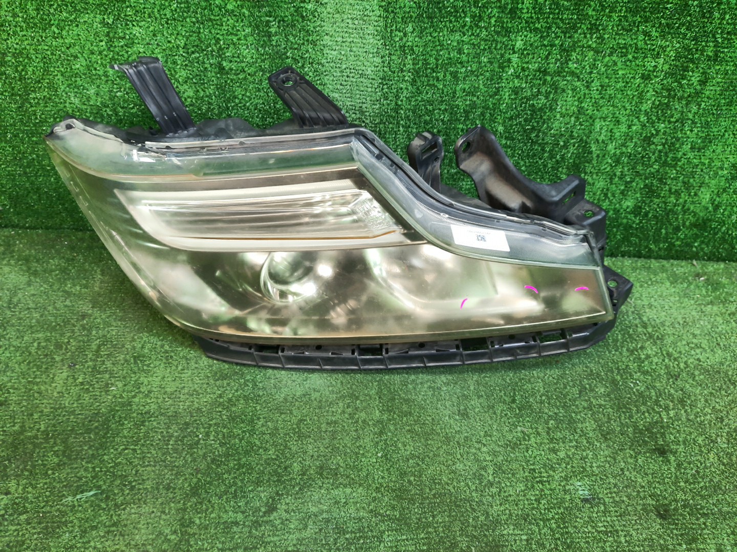 Фара правая передняя HONDA STEPWGN RK5 1 ракурс Фара правая передняя HONDA STEPWGN RK5 1 ракурс