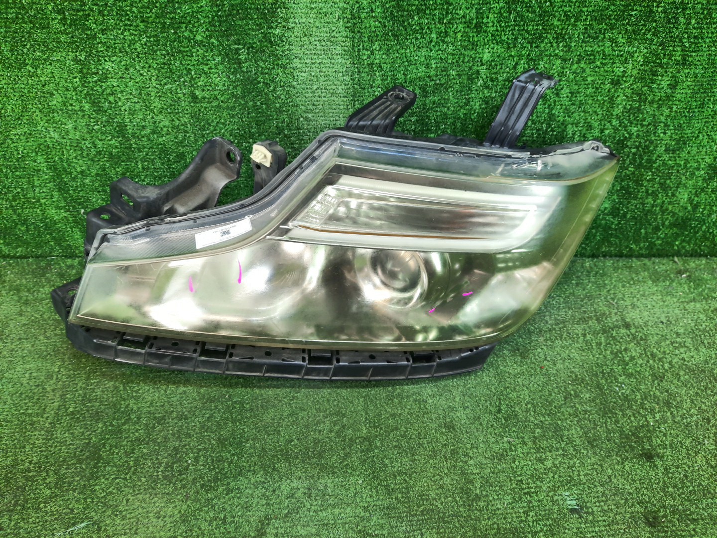 Фара левая передняя HONDA STEPWGN RK5 1 ракурс Фара левая передняя HONDA STEPWGN RK5 1 ракурс