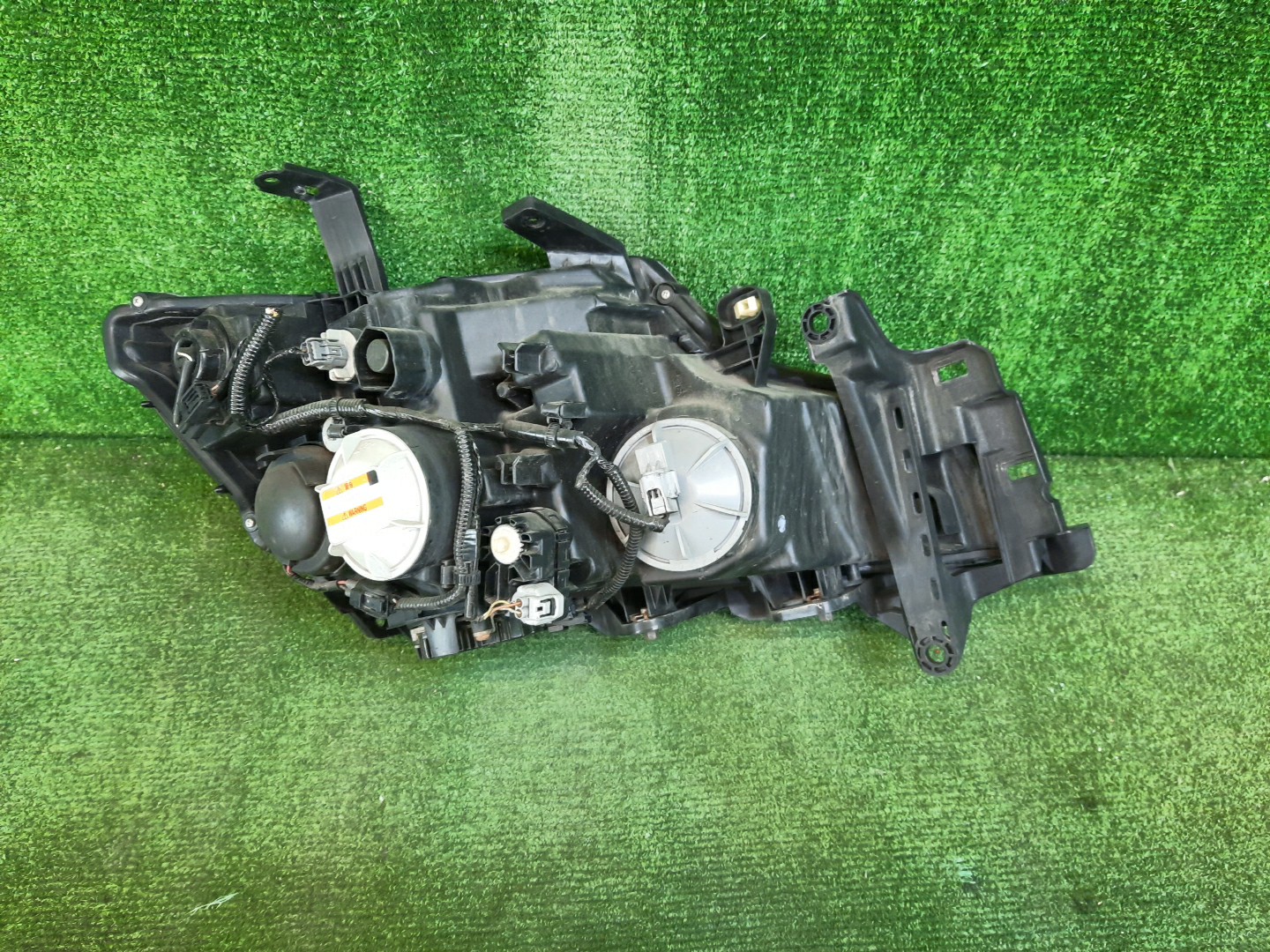 Фара левая передняя HONDA STEPWGN RK5 4 ракурс