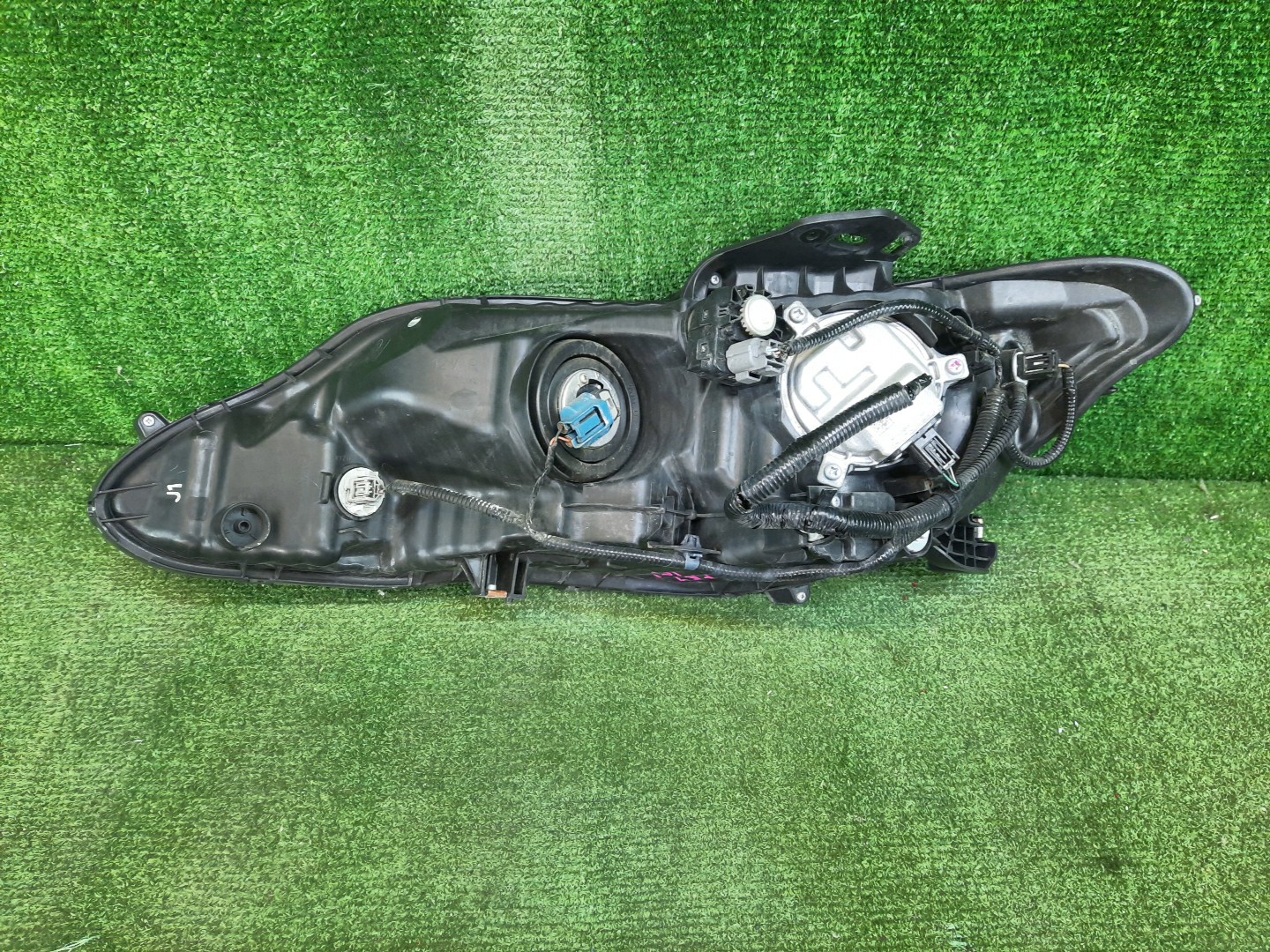 Фара правая передняя HONDA JADE FR4 2 ракурс