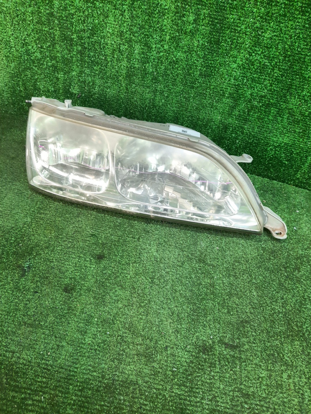 Фара правая передняя TOYOTA CRESTA GX100, JZX100, JZX101, LX100, GX105, JZX105, SX100 1 ракурс