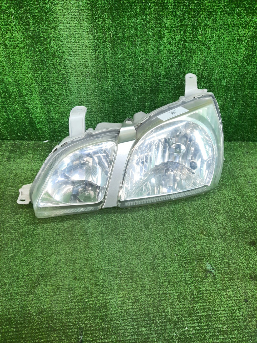 Фара левая передняя TOYOTA GAIA SXM10G, SXM15G, CXM10G, ACM10G, ACM15G 1 ракурс Фара левая передняя TOYOTA GAIA SXM10G, SXM15G, CXM10G, ACM10G, ACM15G 1 ракурс