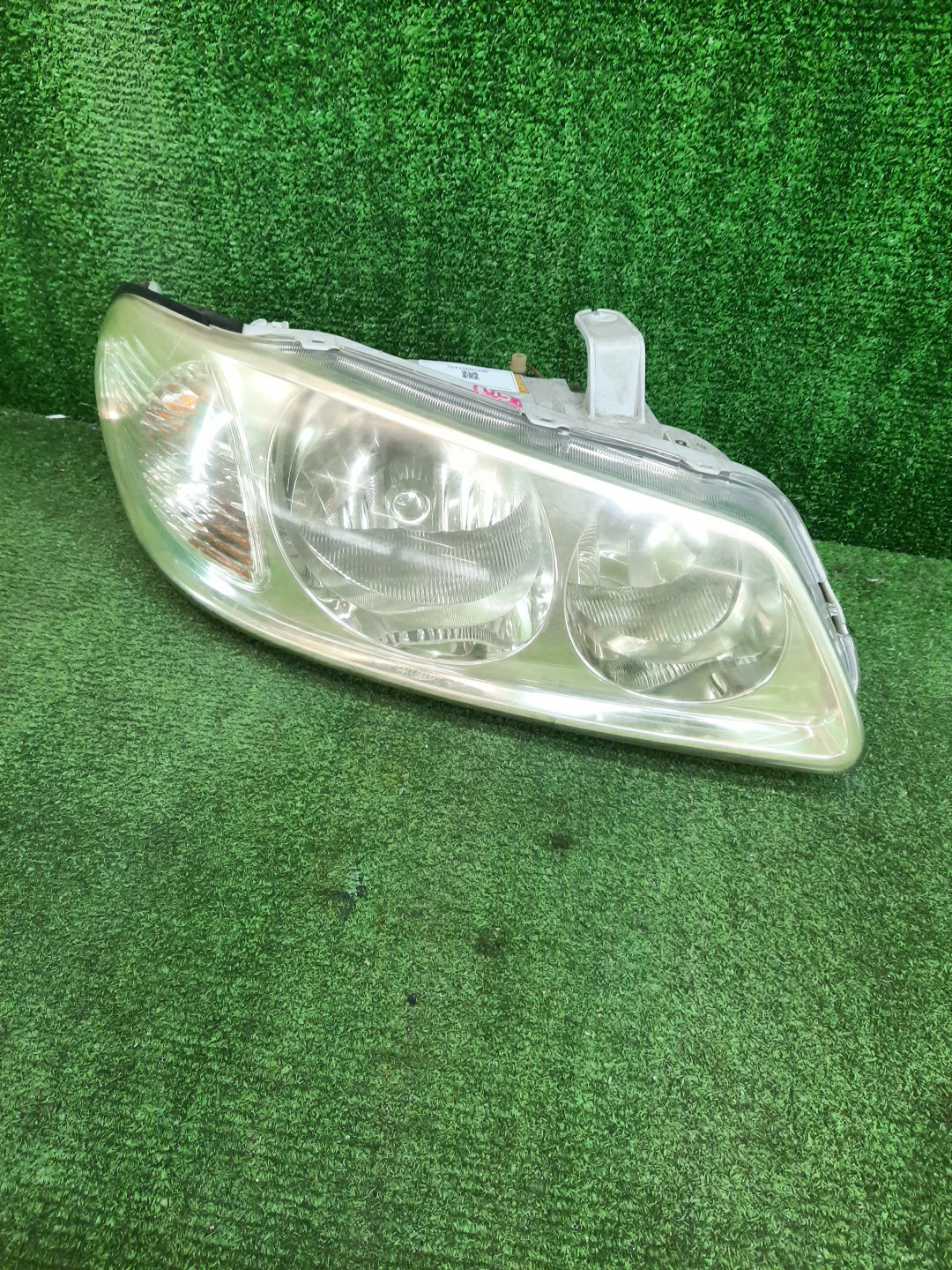 Фара правая передняя NISSAN BLUEBIRD SYLPHY G10, QG10, FG10, TG10, QNG10 1 ракурс