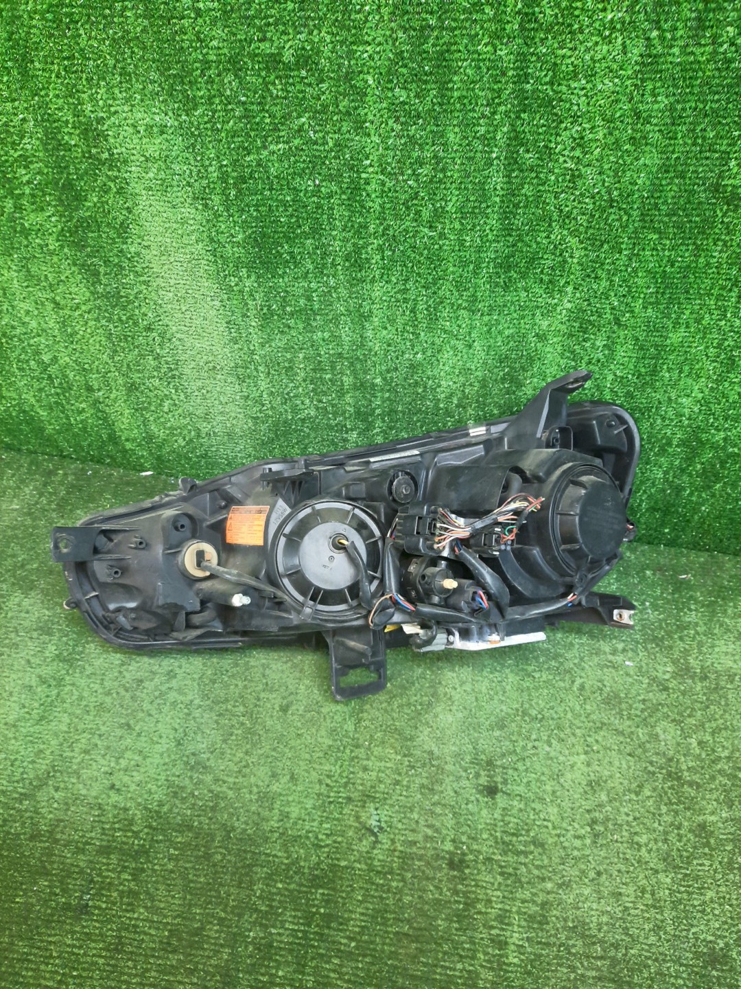 Фара правая передняя MITSUBISHI LANCER, GALANT FORTIS CY4A, CY2A, CY3A, CY6A, CX6A, CX4A, CX3A 3 ракурс