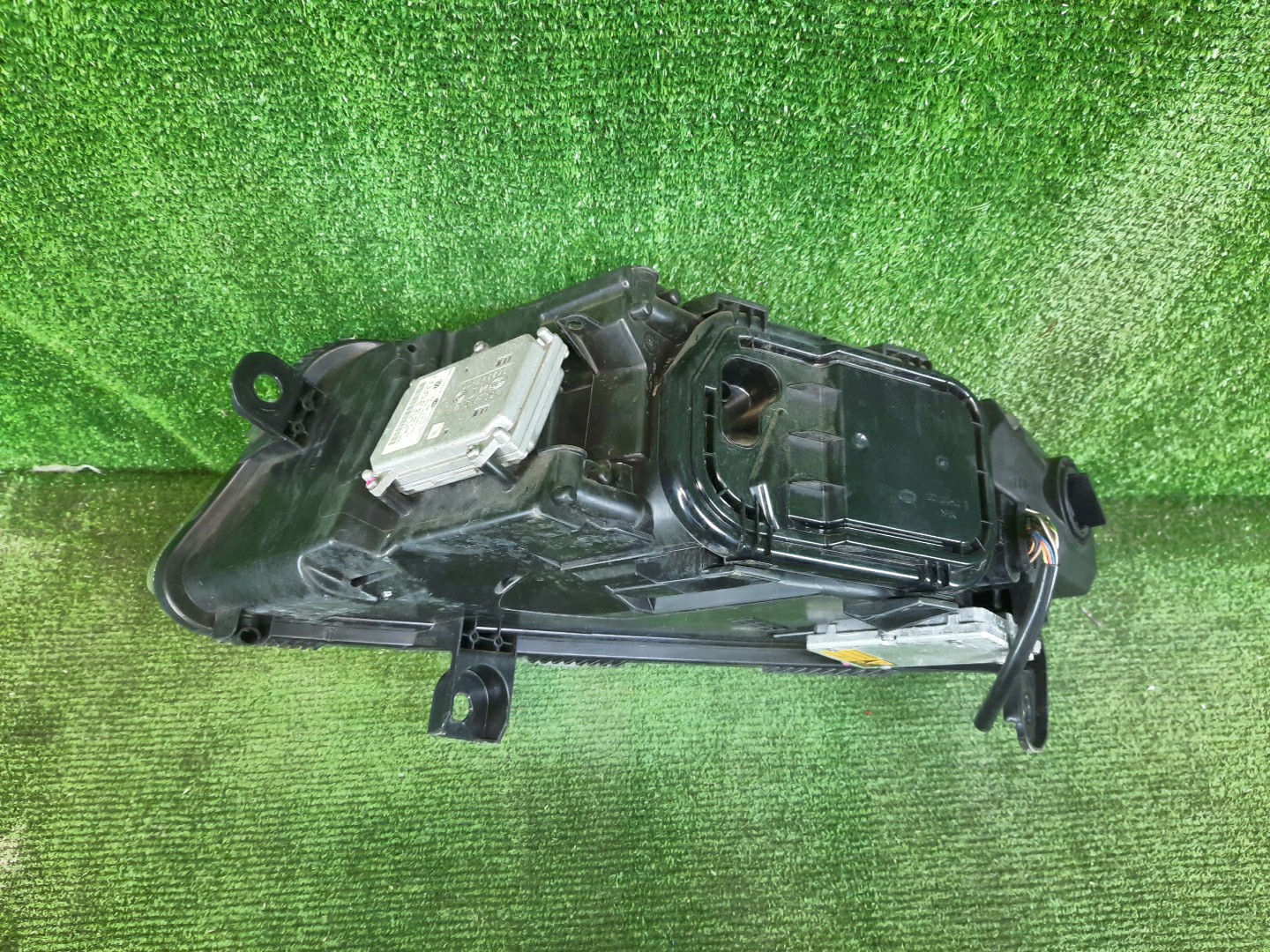 Фара правая передняя AUDI A6 C6, 4F5, 4F2 2 ракурс