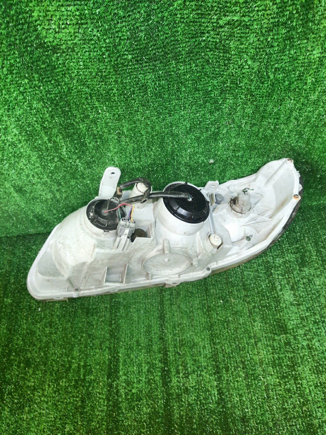 Фара правая передняя NISSAN BLUEBIRD SYLPHY G10, QG10, FG10, TG10, QNG10 4 ракурс