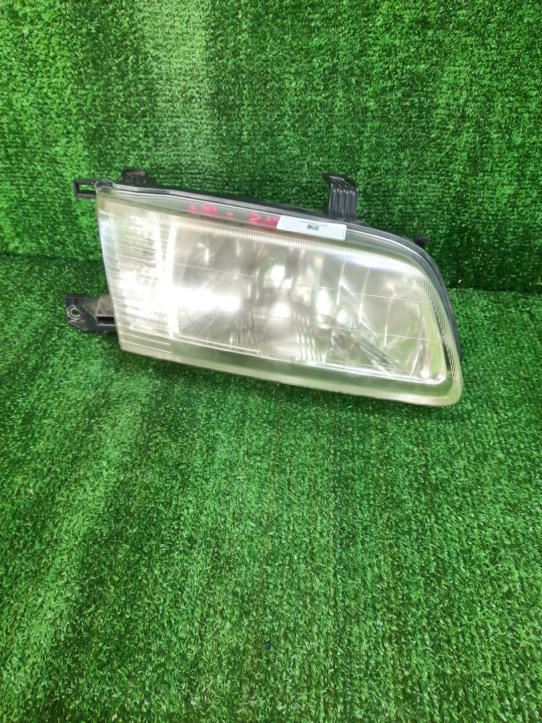 Фара правая передняя NISSAN SUNNY B15, FB15, FNB15, QB15, SB15 1 ракурс