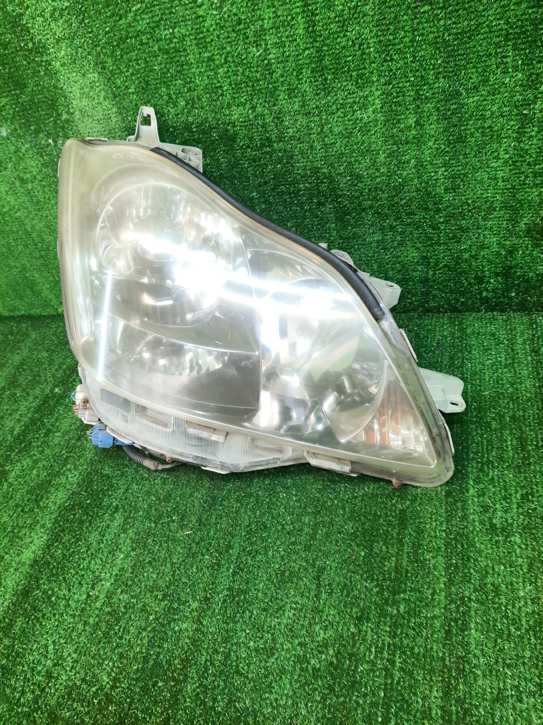 Фара правая передняя  TOYOTA CROWN GRS182, GRS180, GRS181, GRS183, GRS184 1 ракурс