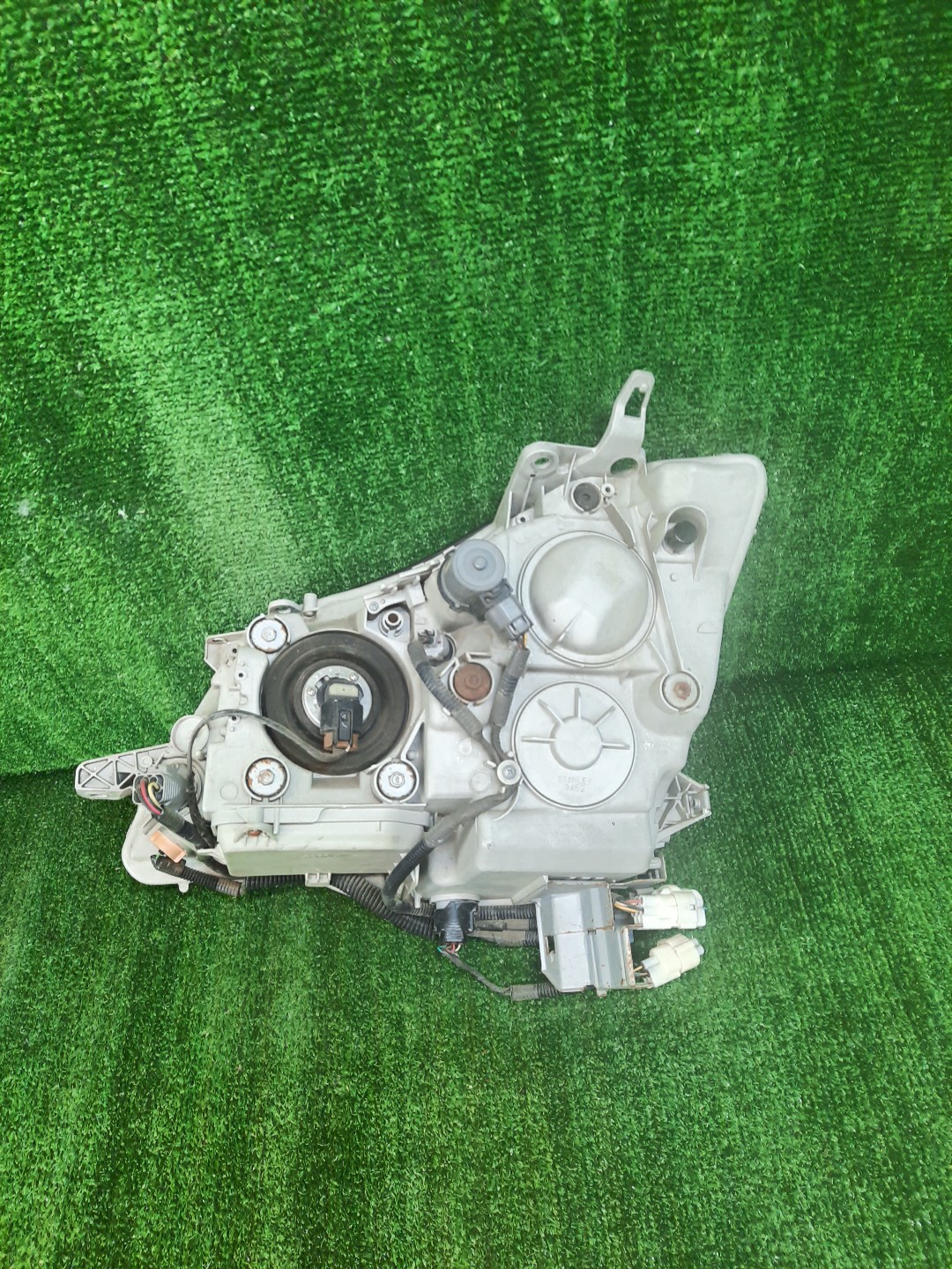 Фара правая передняя TOYOTA CROWN GRS182, GRS180, GRS181, GRS183, GRS184 2 ракурс