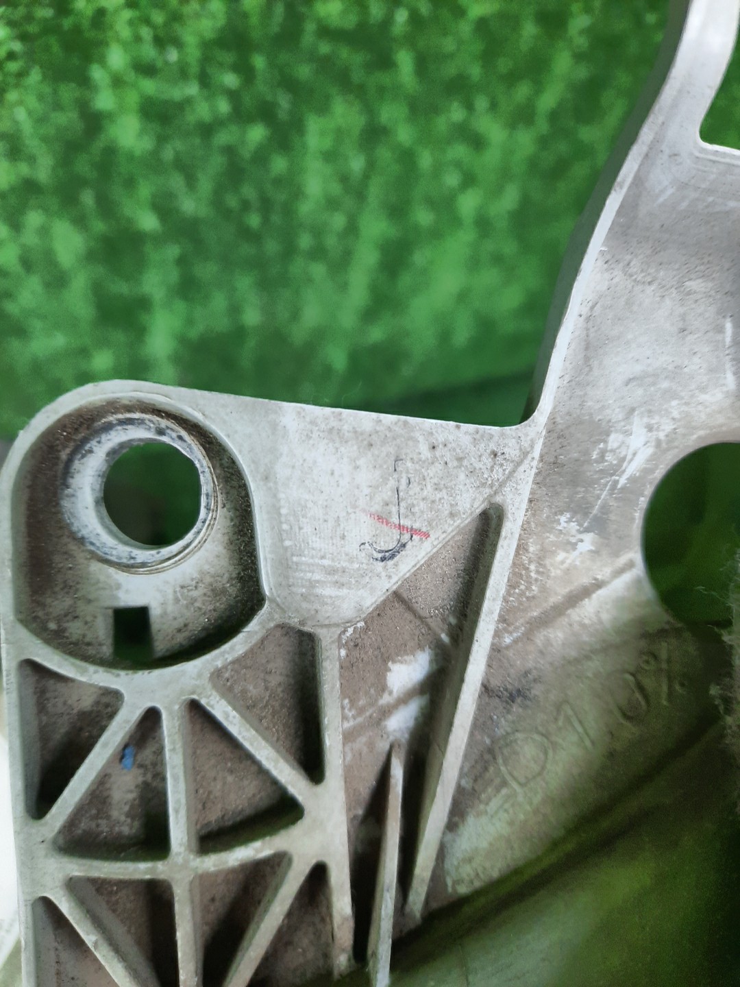 Фара левая передняя TOYOTA CROWN GRS182, GRS180, GRS181, GRS183, GRS184 3 ракурс Фара левая передняя TOYOTA CROWN GRS182, GRS180, GRS181, GRS183, GRS184 3 ракурс