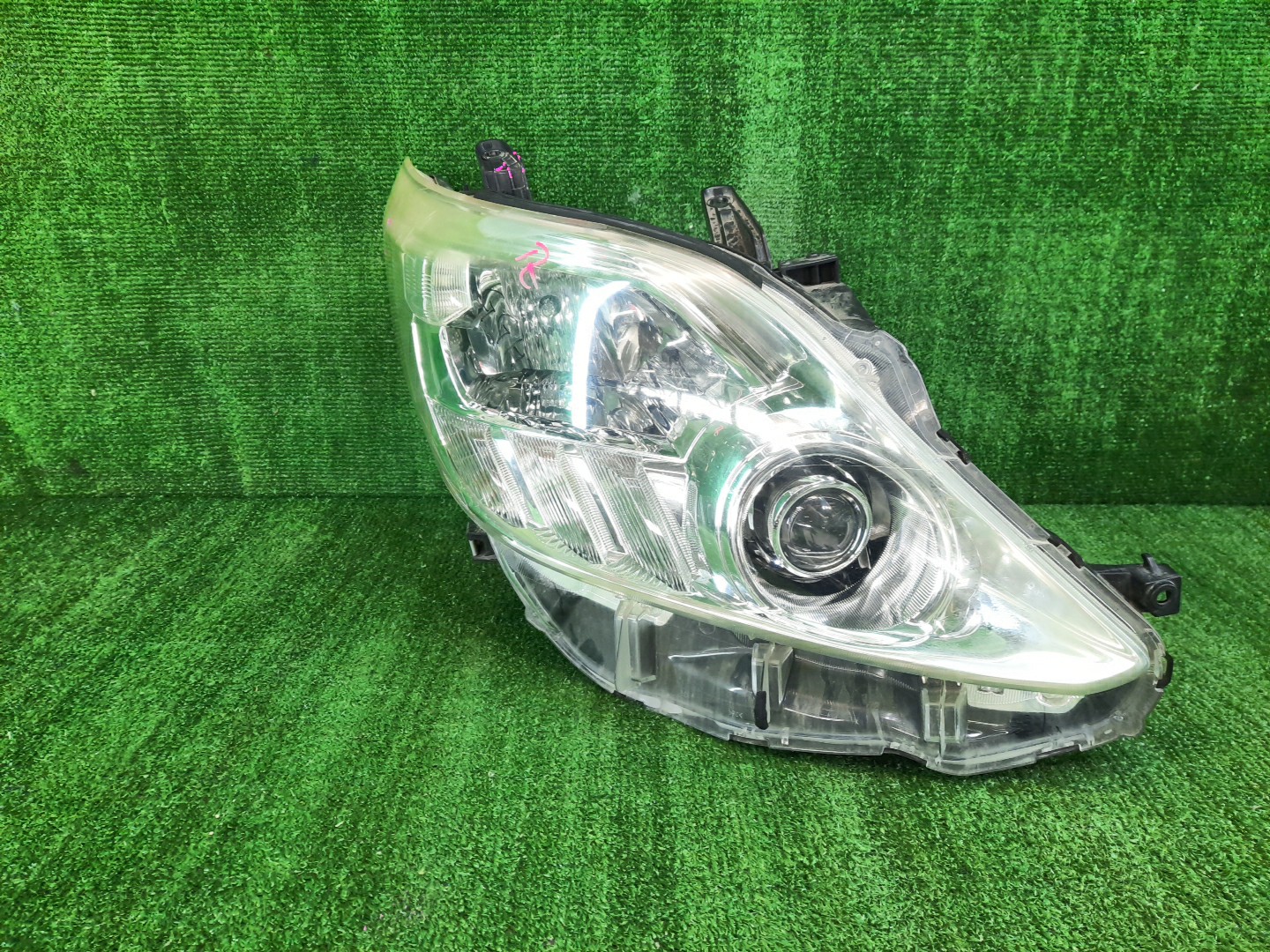 Фара правая передняя TOYOTA ALPHARD ANH25W, GGH25W, GGH20W, ANH20W 1 ракурс