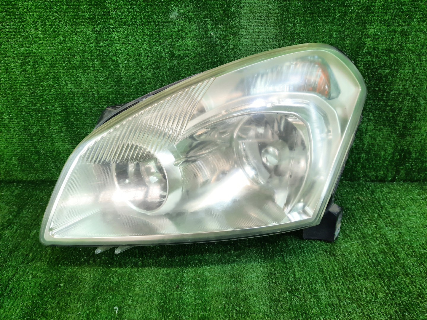 Фара левая передняя NISSAN DUALIS J10, KNJ10, KJ10, NJ10 1 ракурс Фара левая передняя NISSAN DUALIS J10, KNJ10, KJ10, NJ10 1 ракурс