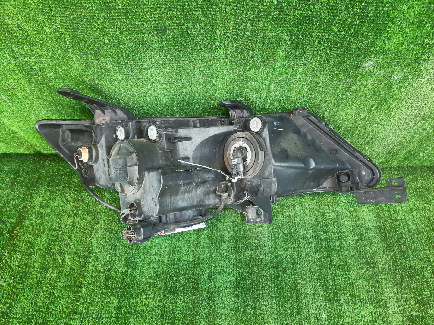 Фара левая передняя MITSUBISHI OUTLANDER CW4W, CW6W, CW5W 2 ракурс