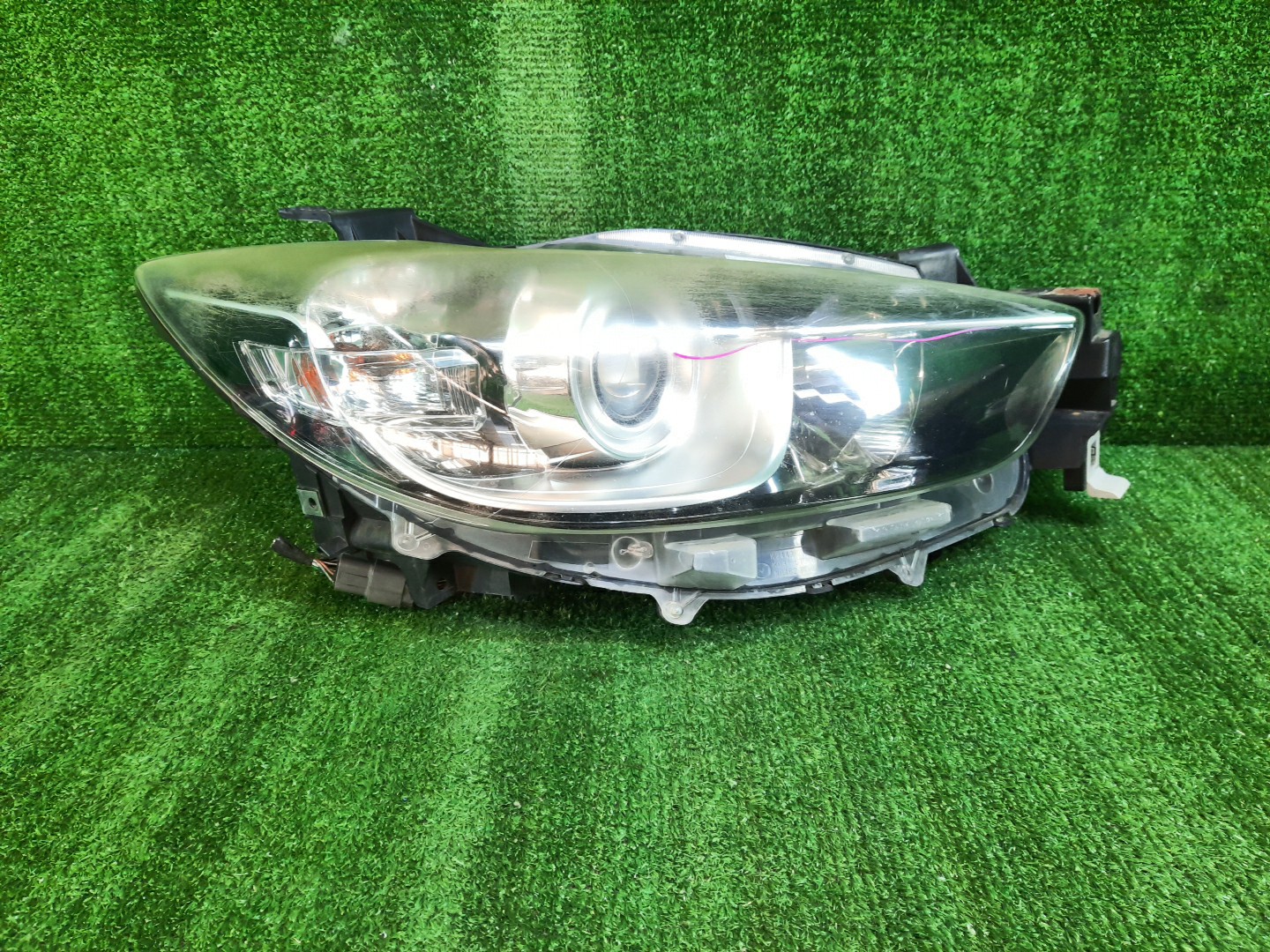 Фара правая передняя MAZDA CX-5 KE5AW, KE5FW, KEEAW, KEEFW, KE2AW, KE2FW 1 ракурс