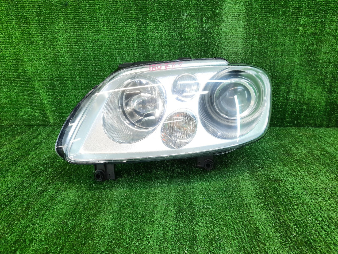 Фара левая передняя VOLKSWAGEN TOURAN 1T1 1 ракурс