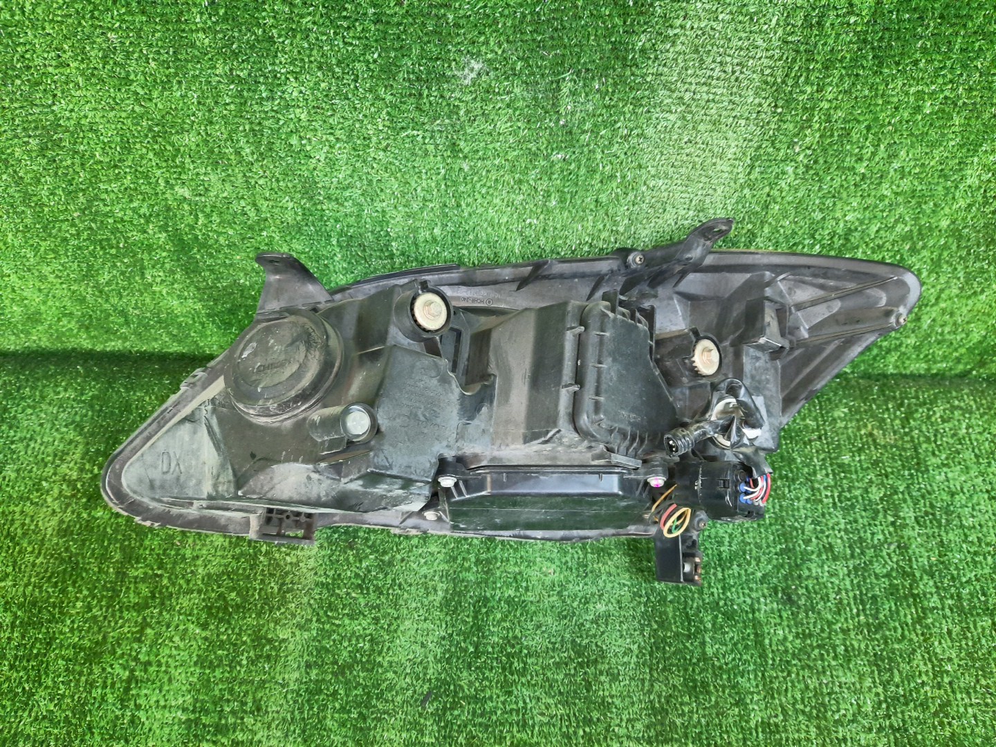 Фара правая передняя TOYOTA ALLEX, COROLLA RUNX ZZE124, NZE121, ZZE122, ZZE123, NZE124 2 ракурс
